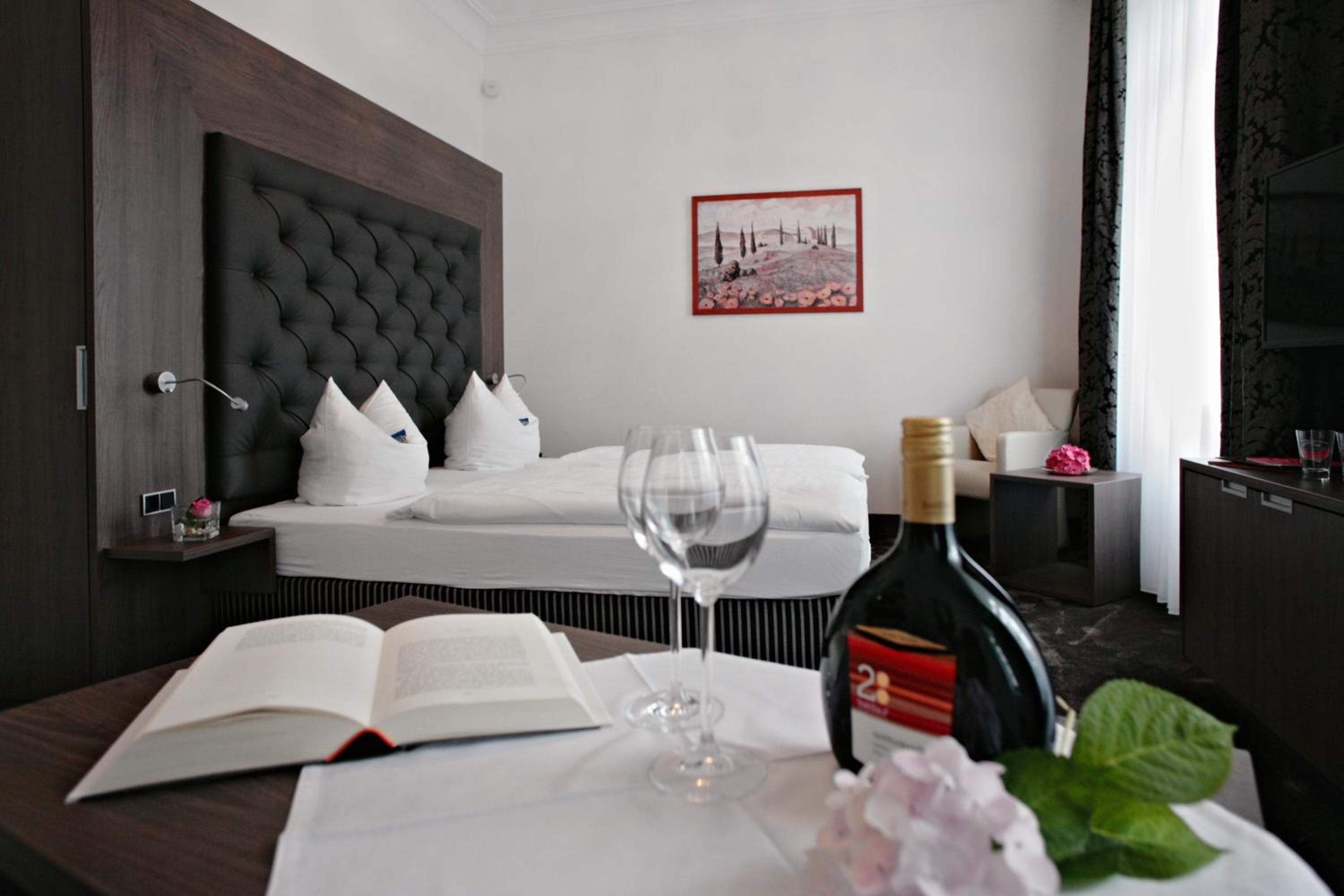 Standard Suite photo 1