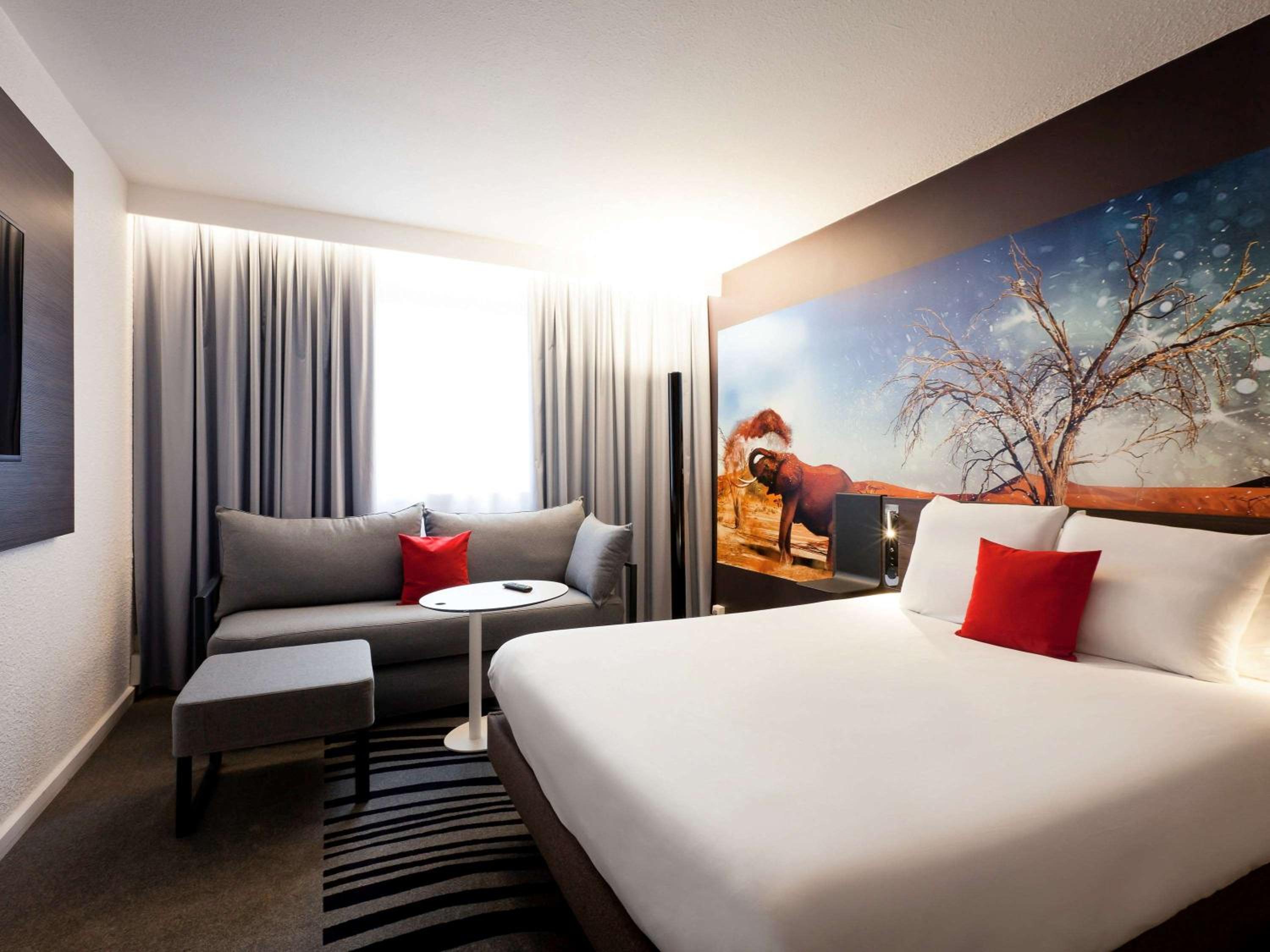 Executive Double Room with Sofa Bed - Photo 4