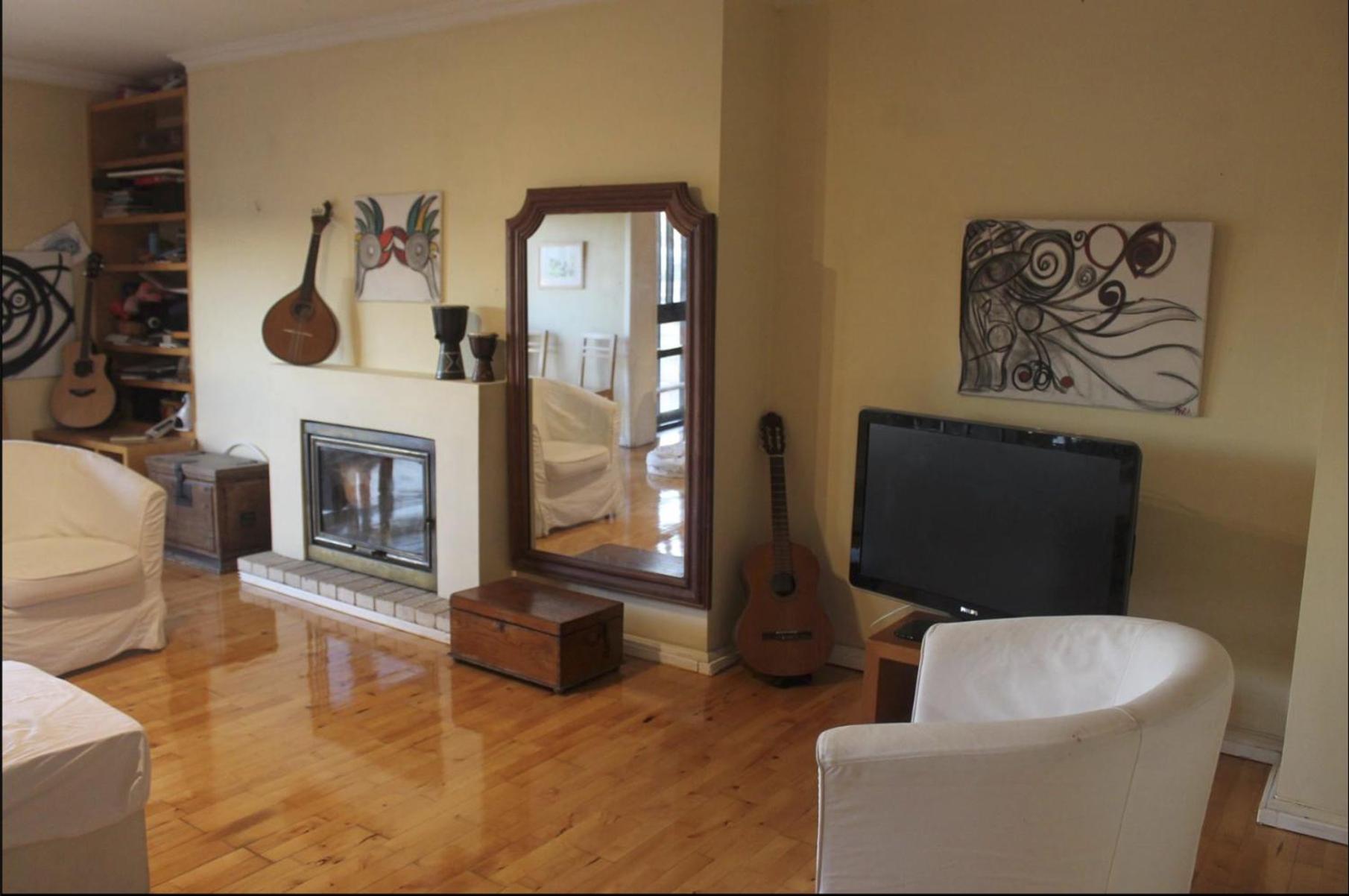 Apartment photo 1