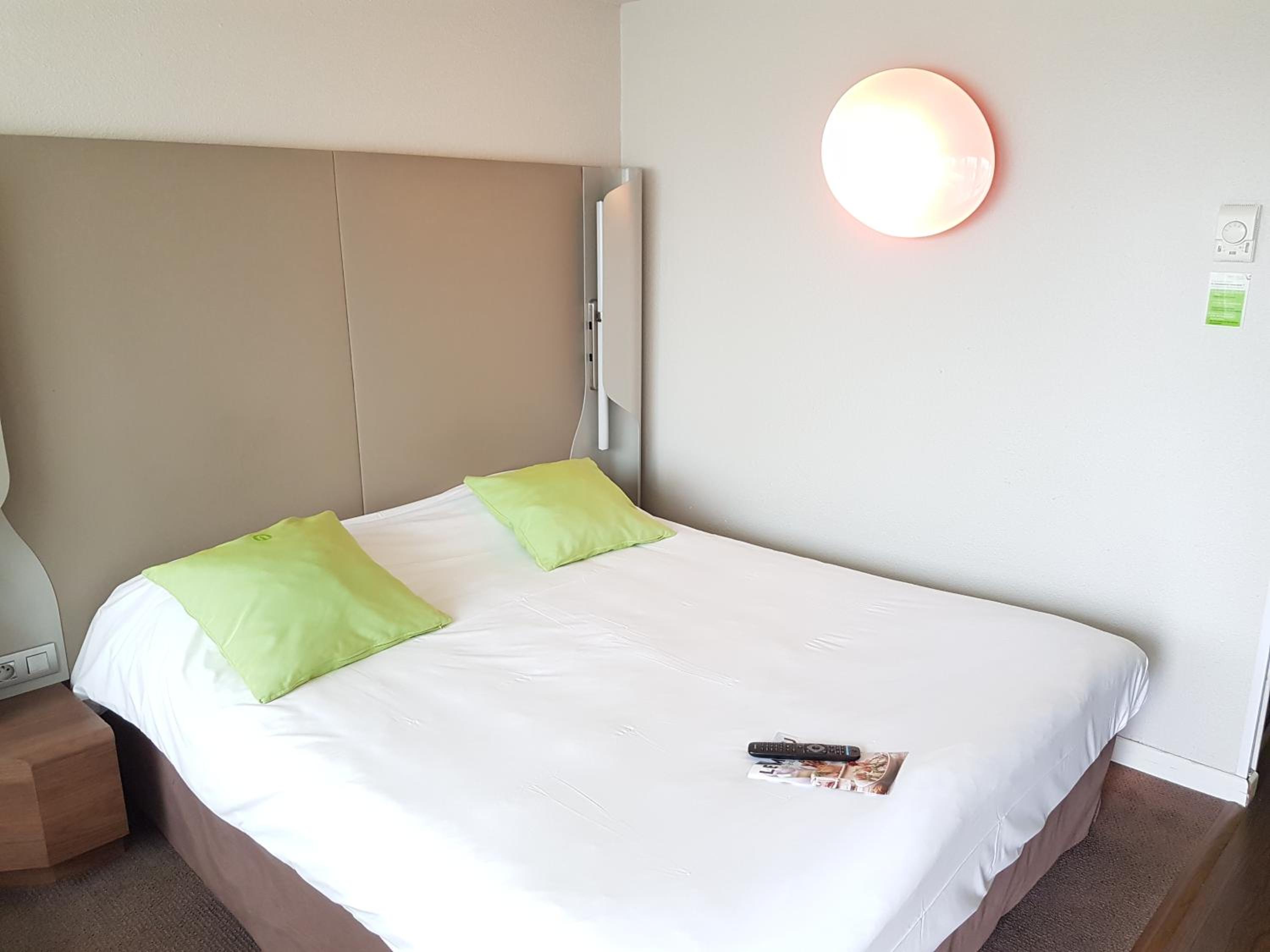 Standard Twin Room with One Single Bed - Up to Ten Years - Photo 6