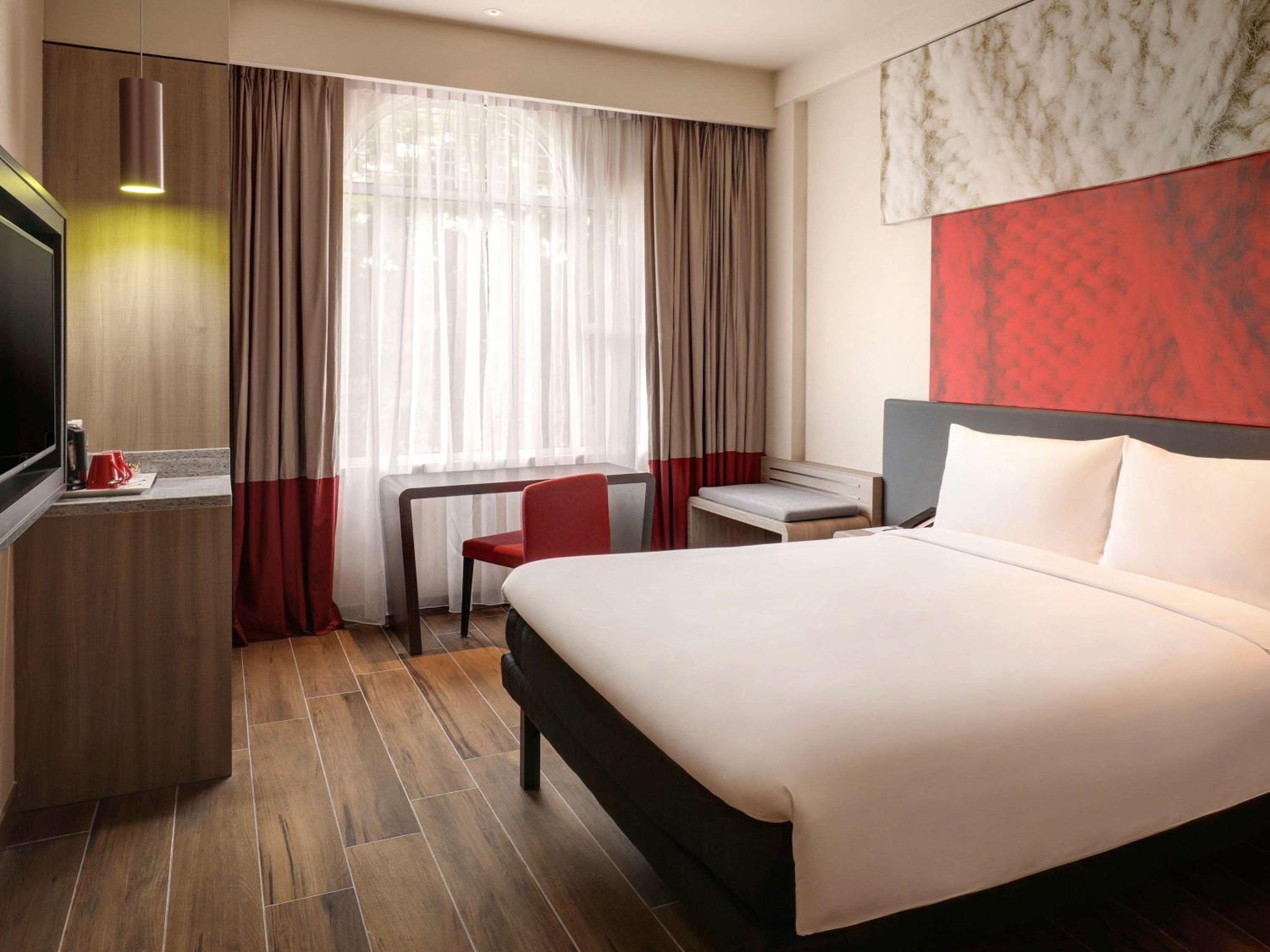 Standard Queen Room photo 1