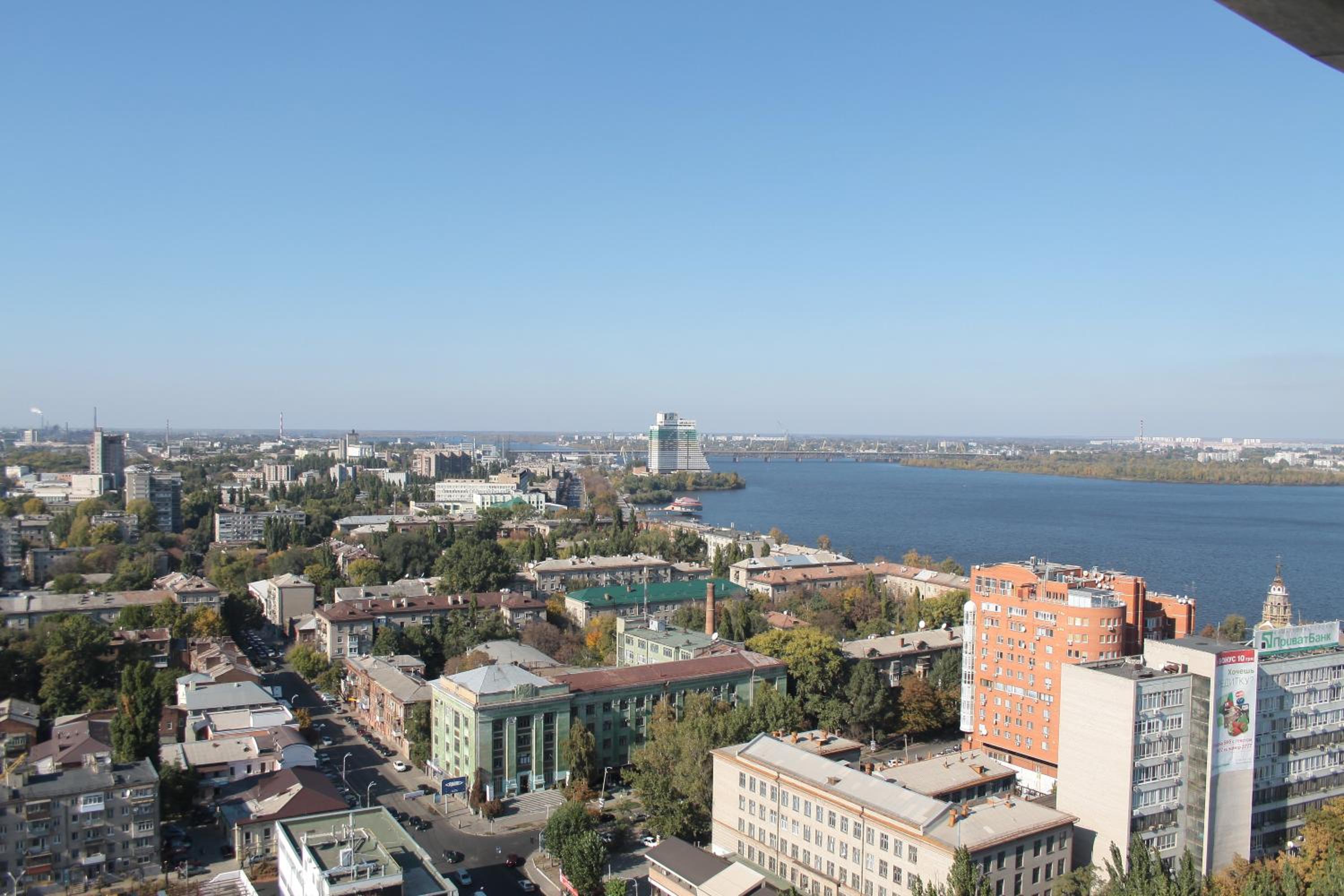 One-Bedroom Apartment with Balcony photo 2