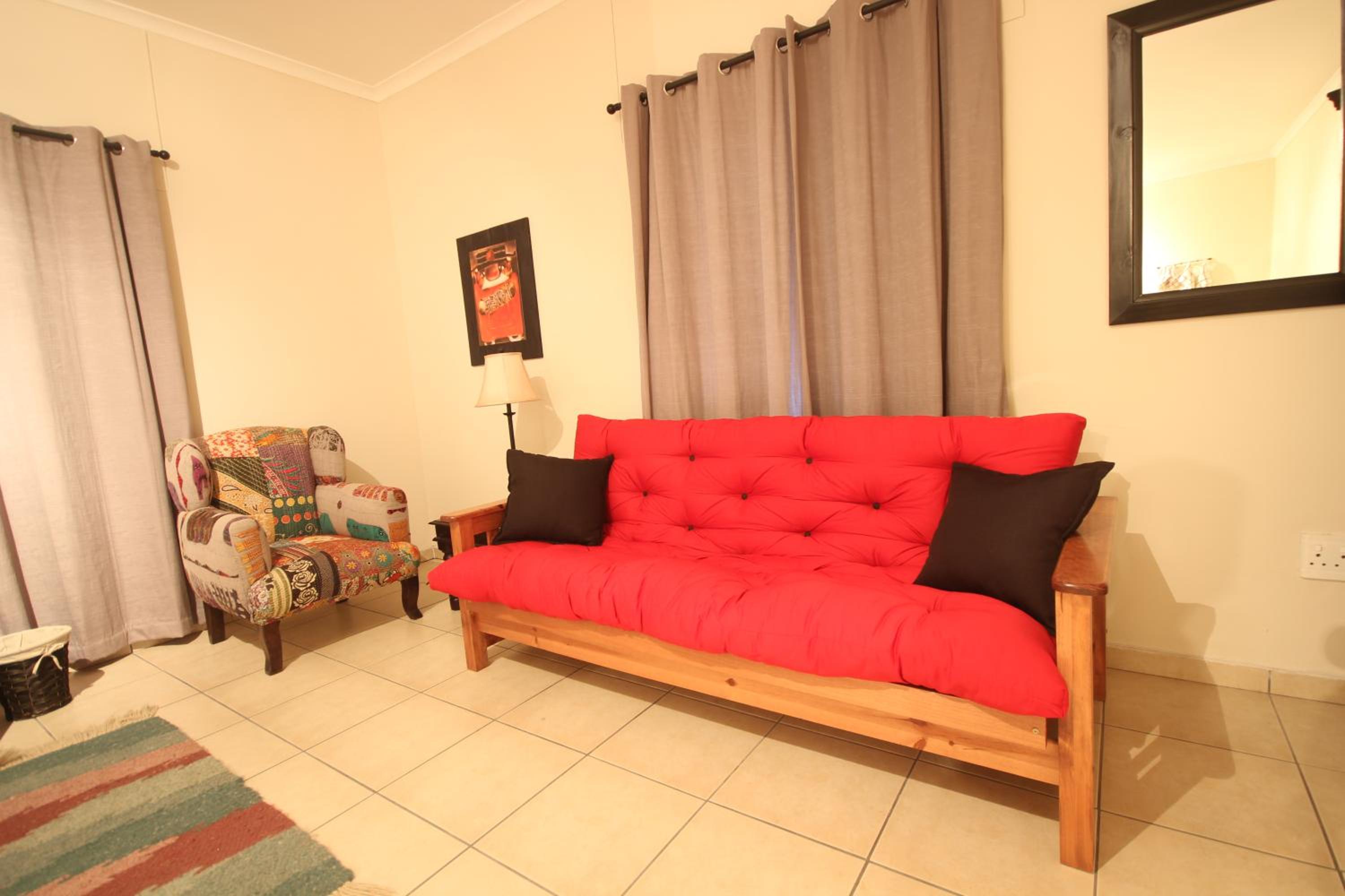 Studio Apartment photo 2