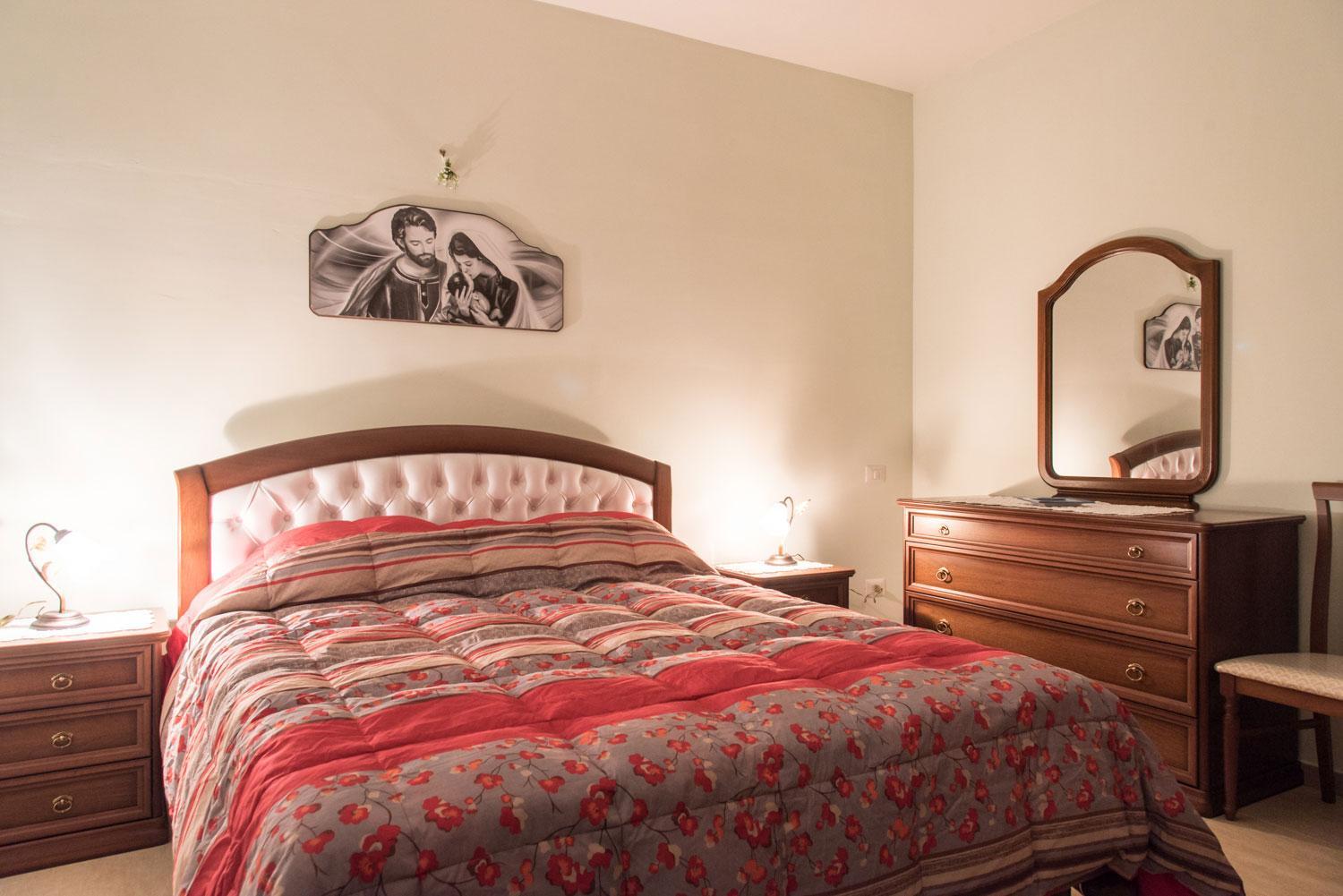 One-Bedroom House photo 1