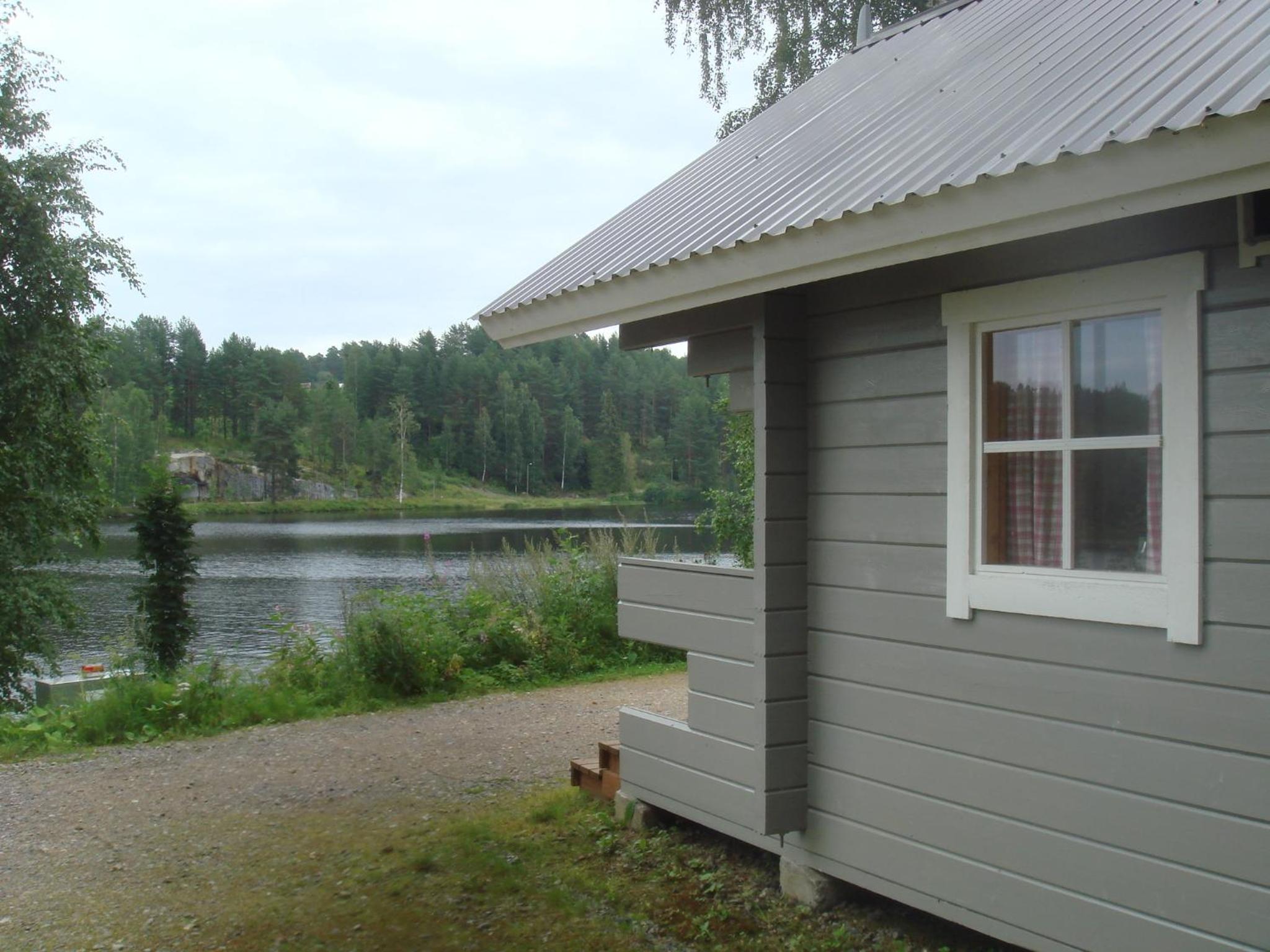 Small Cottage with Lake View photo 2