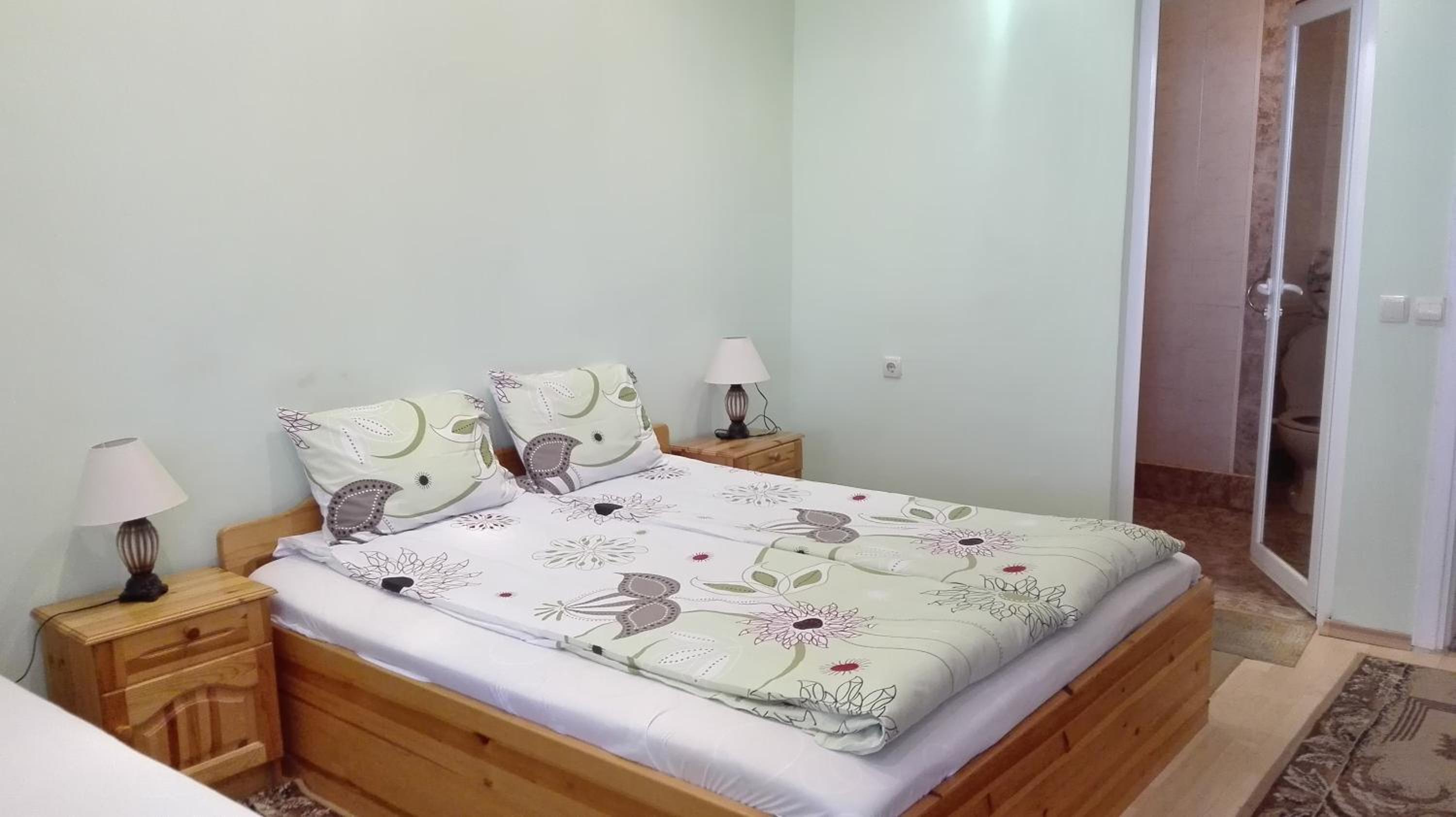 Economy Triple Room with Balcony photo 2