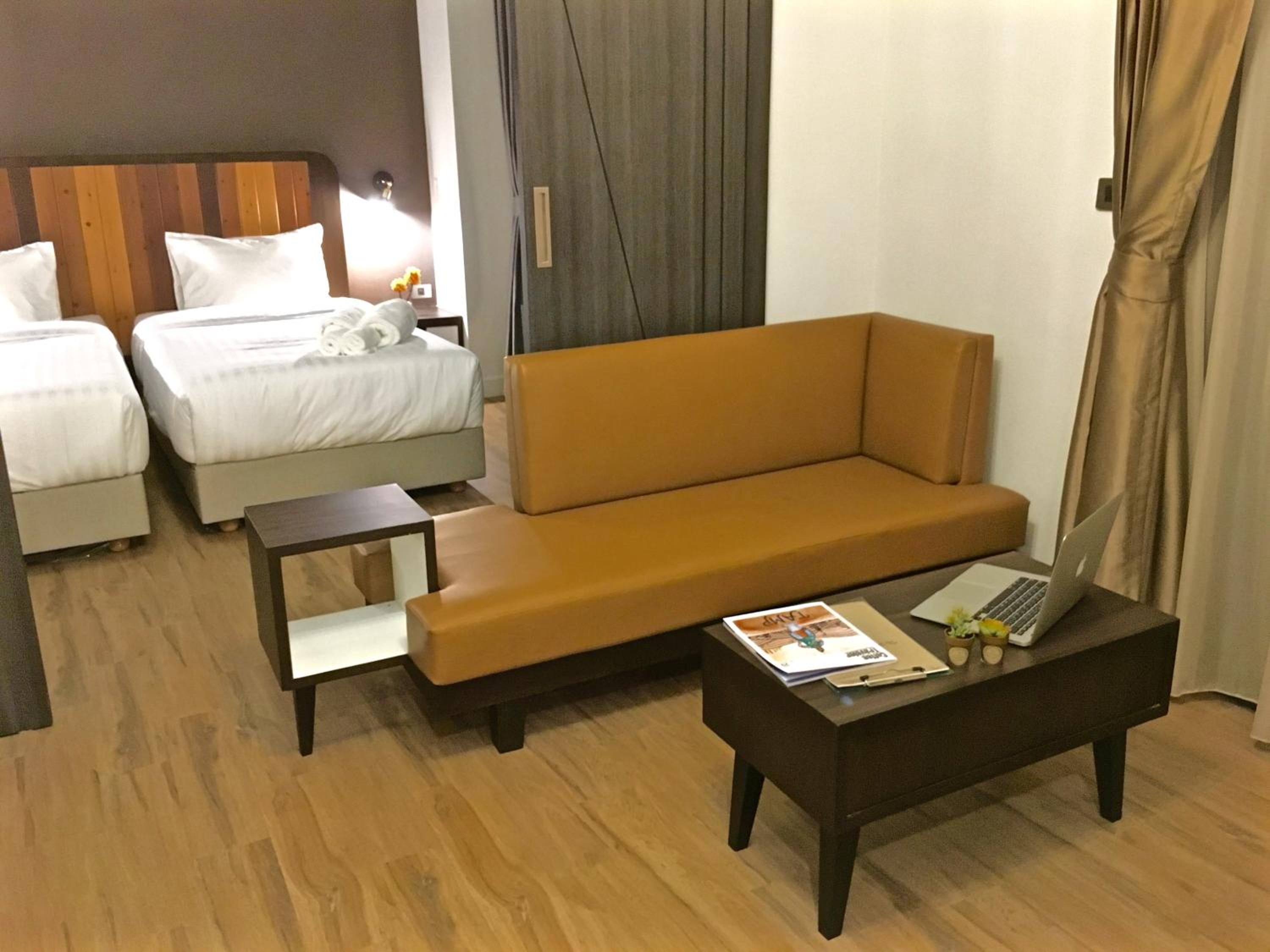 Deluxe Double Room - Photo 14