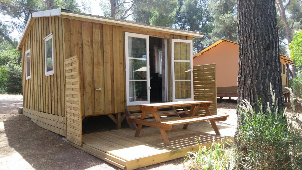 1 Bedroom Cabanon  photo 1