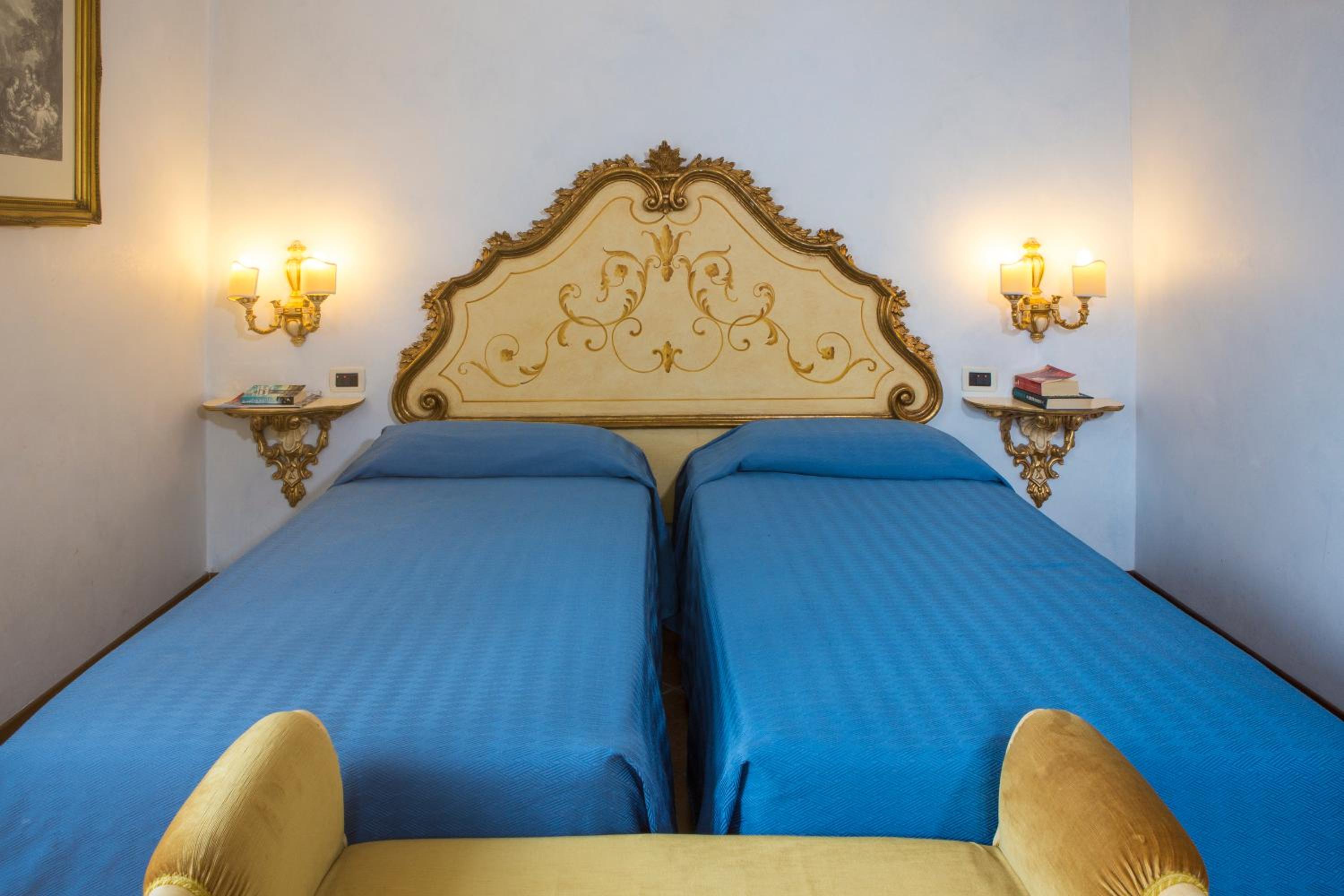 Superior Double or Twin Room - Photo 1