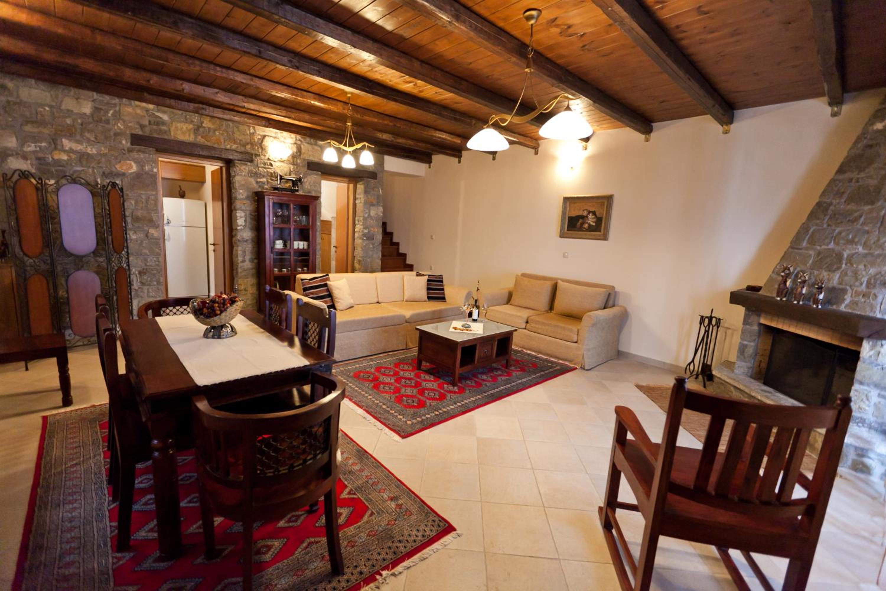 Maisonette photo 1
