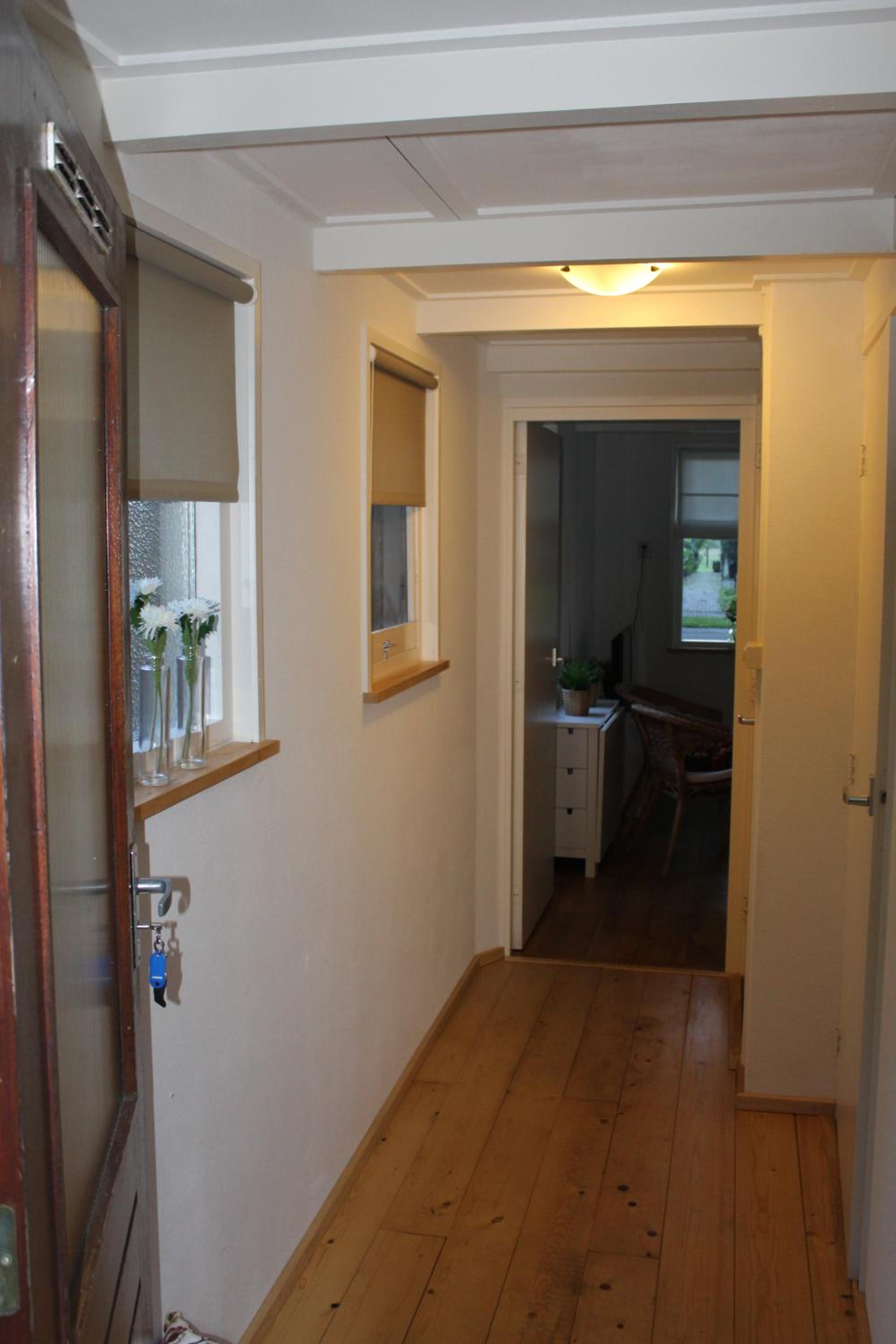 One-Bedroom House photo 1