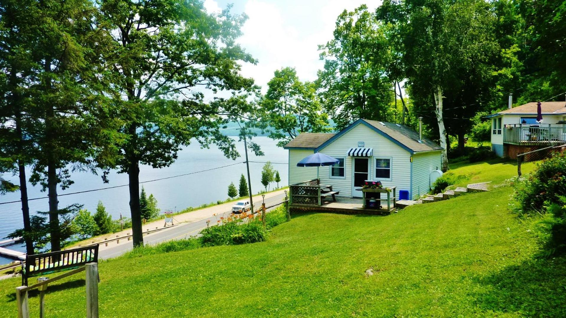 Cottage #1 photo 2