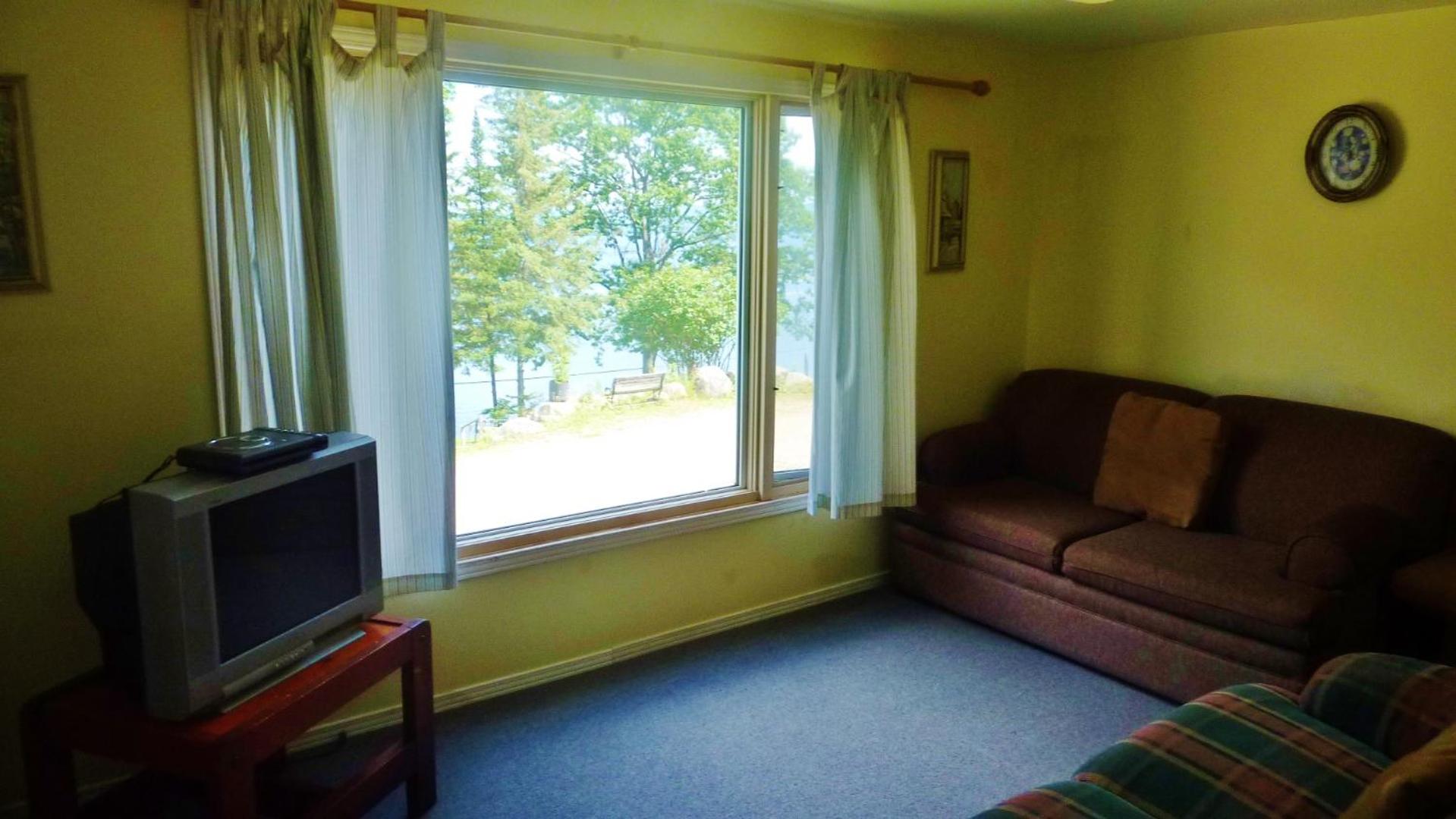 Cottage #5 photo 1