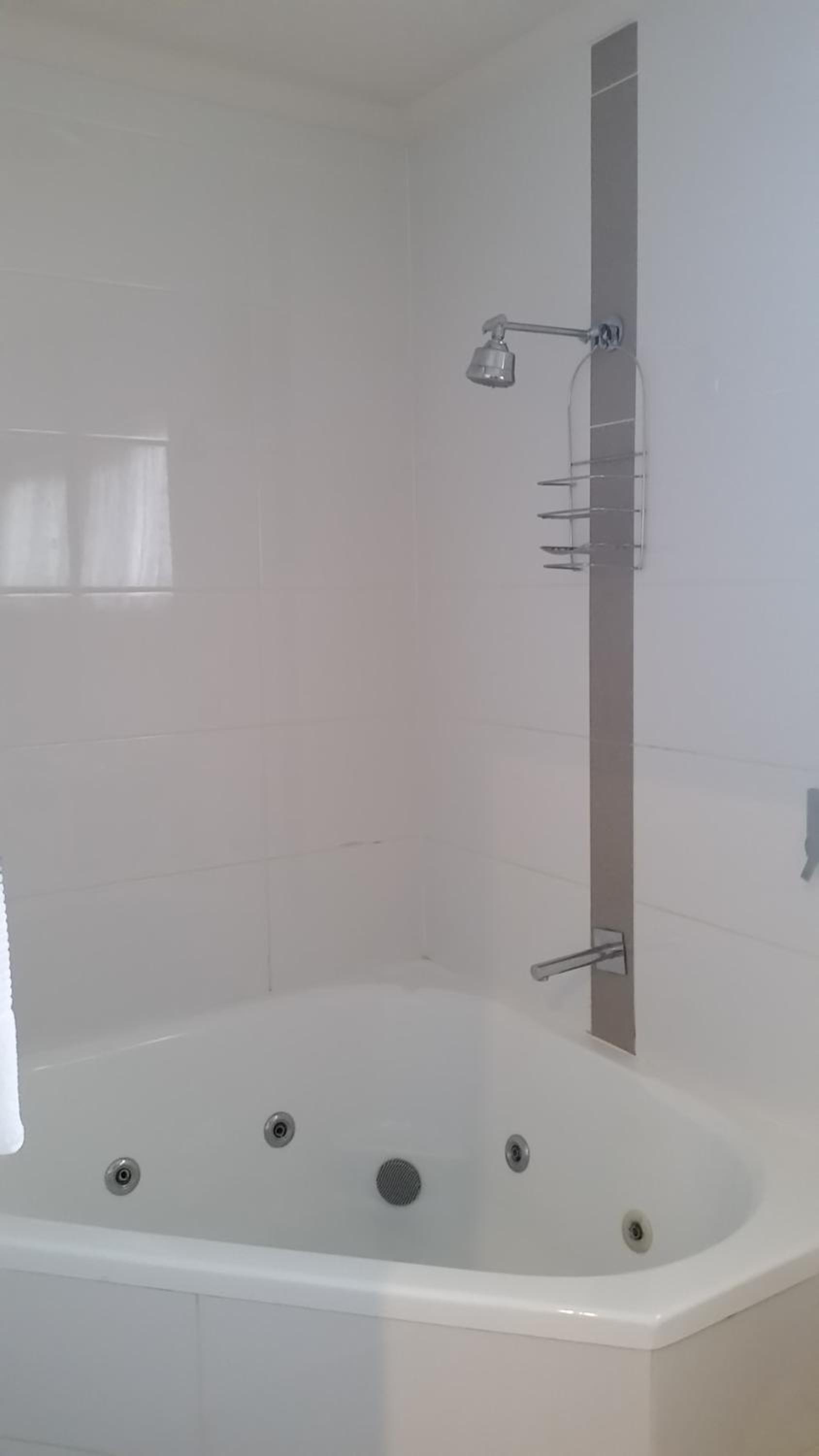 Studio with Spa Bath - Photo 2