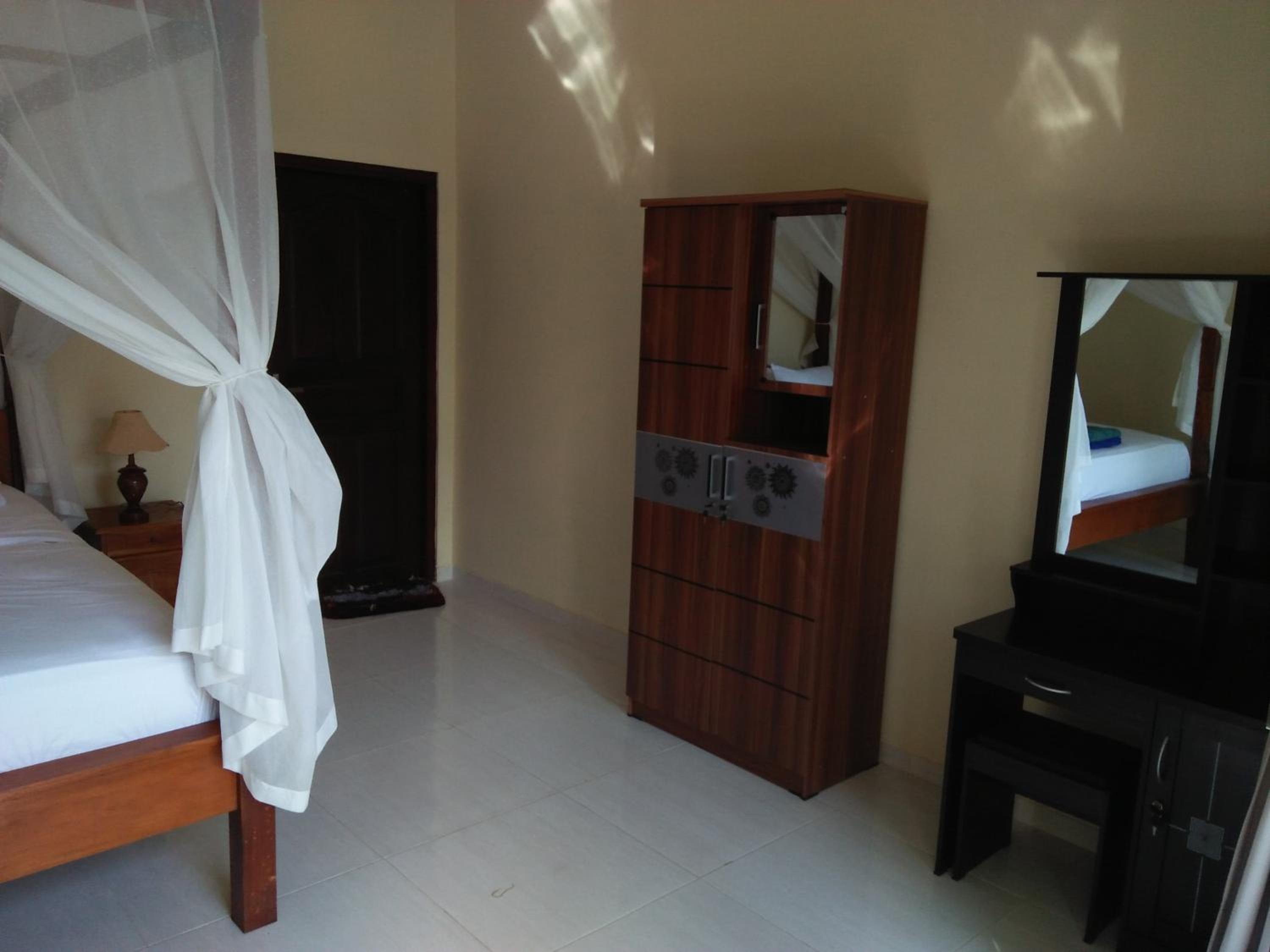 Double Room with Pool View photo 3