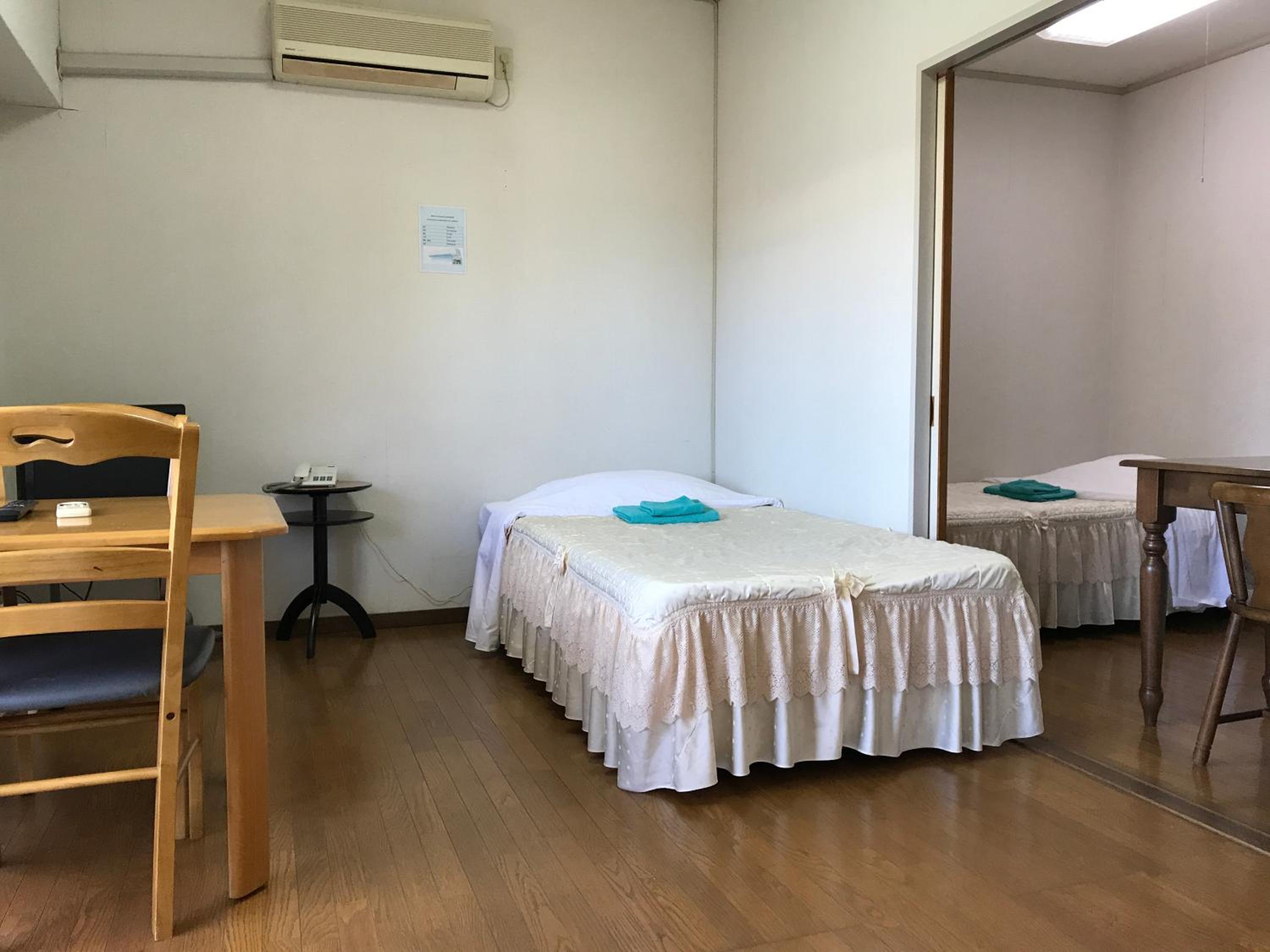 Standard Twin Room photo 1