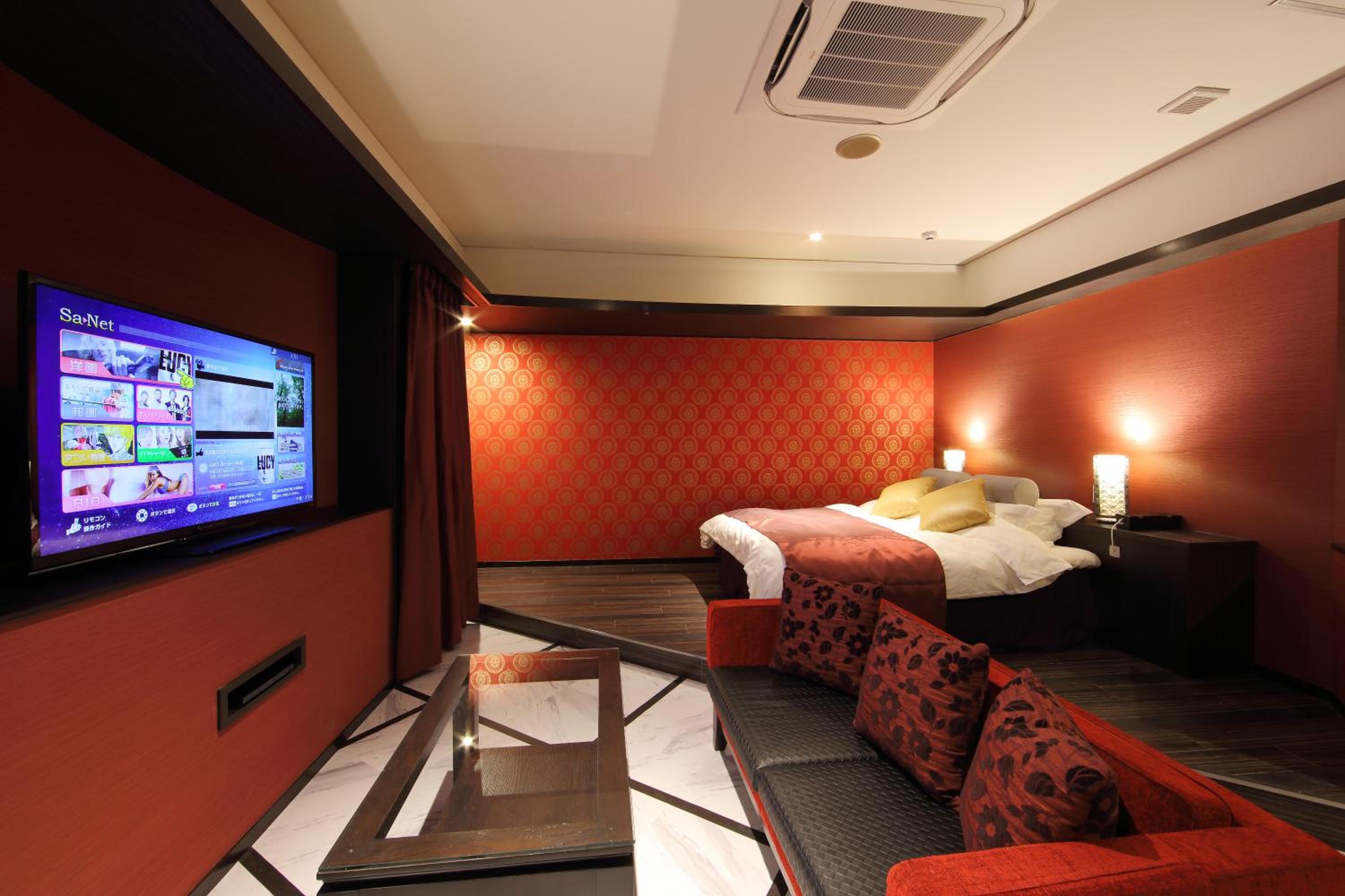 Double Room - Photo 5