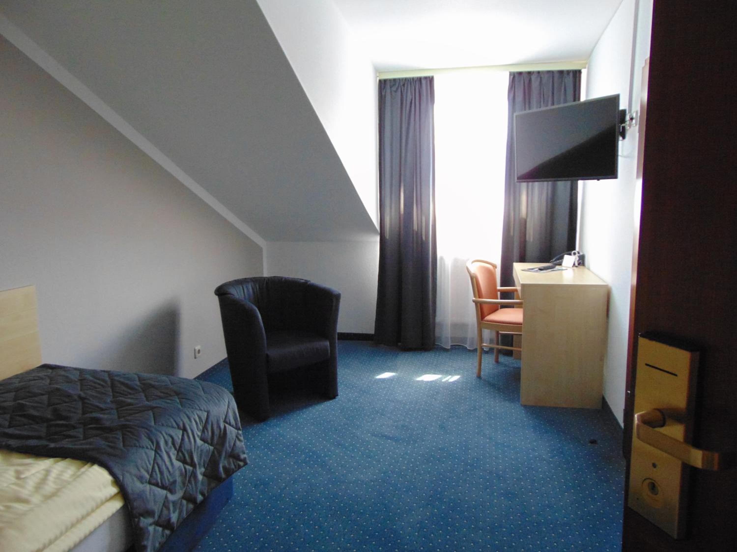 Economy Single Room photo 2
