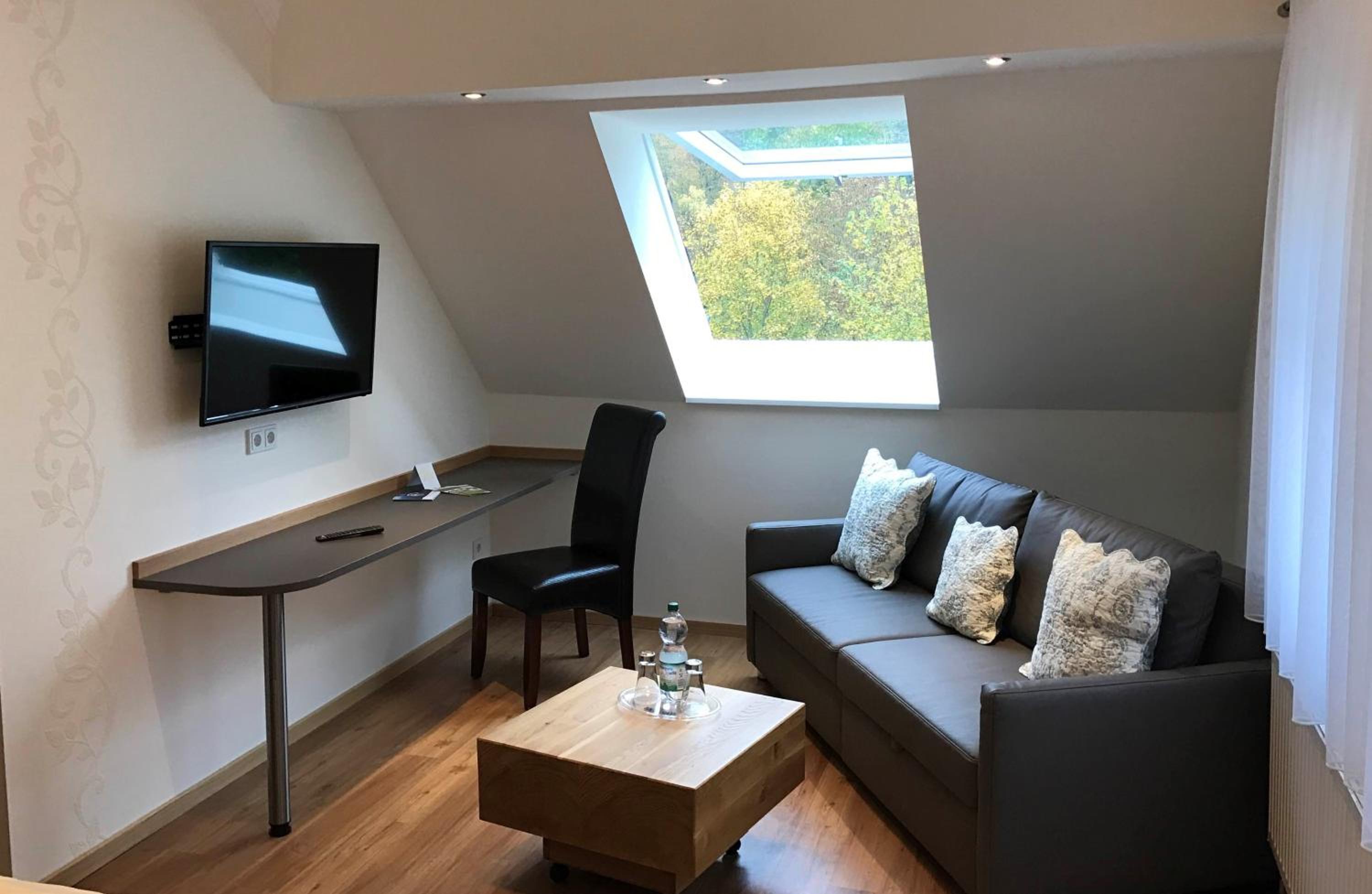 Deluxe Double Room with Garden View photo 1