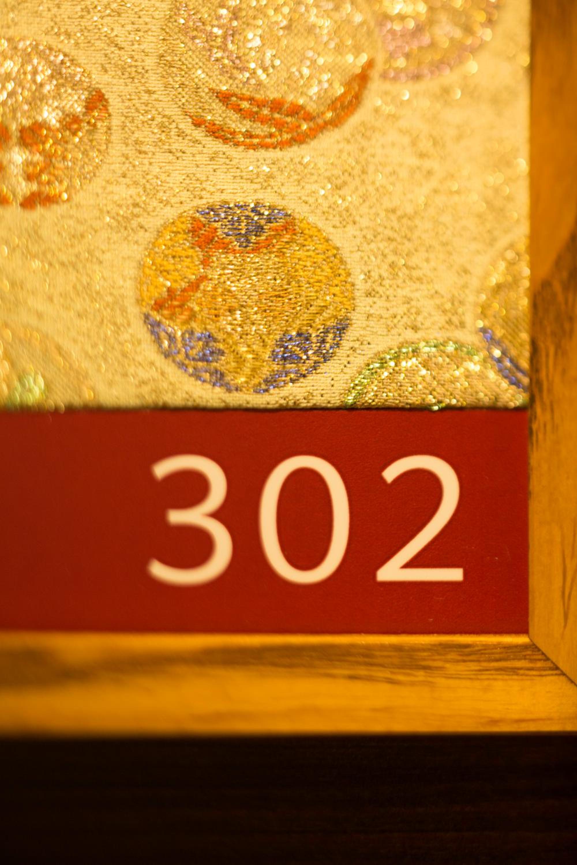 Standard Twin Room A thumbnail 6