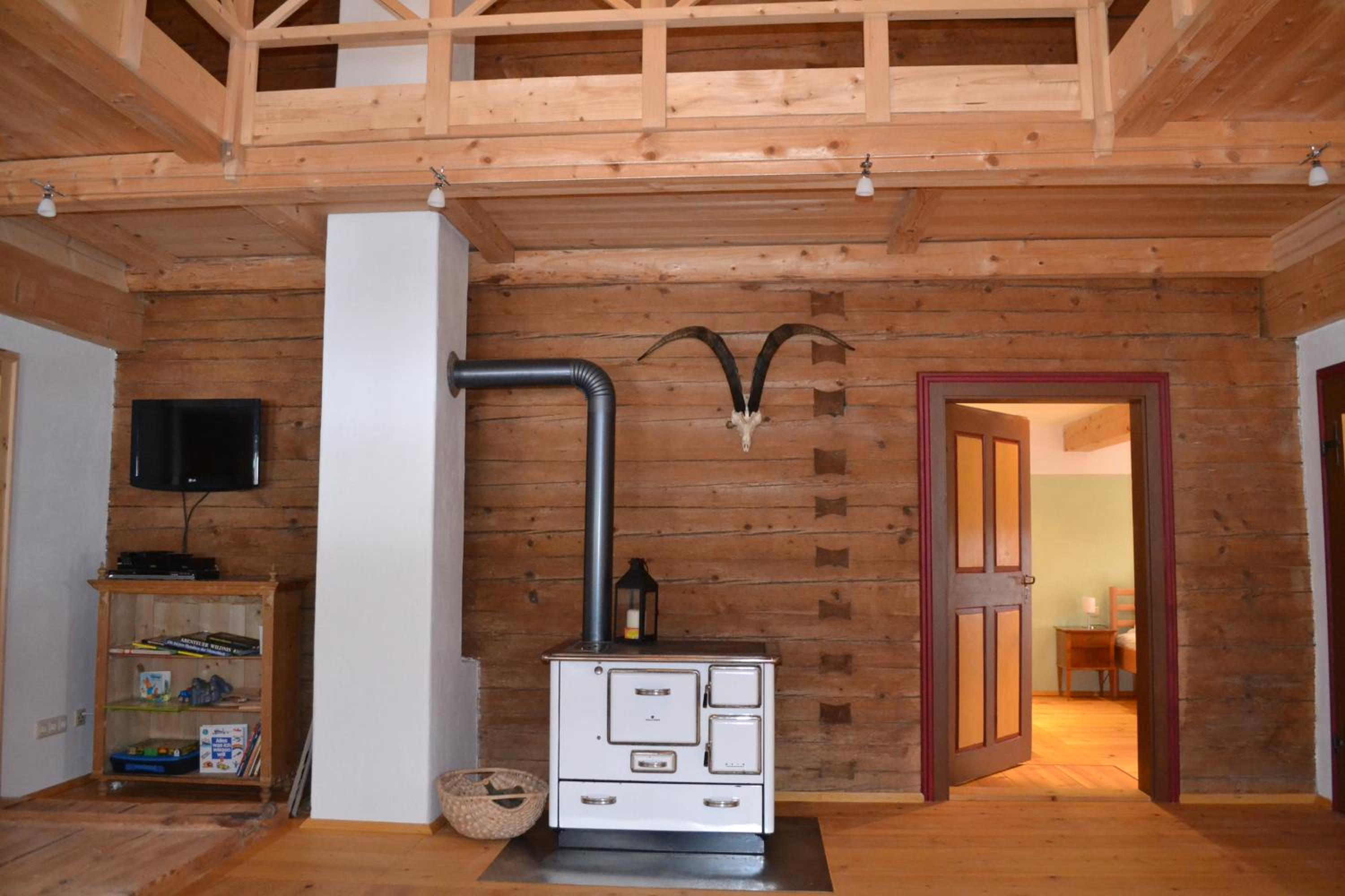 Apartment - Split Level photo 3