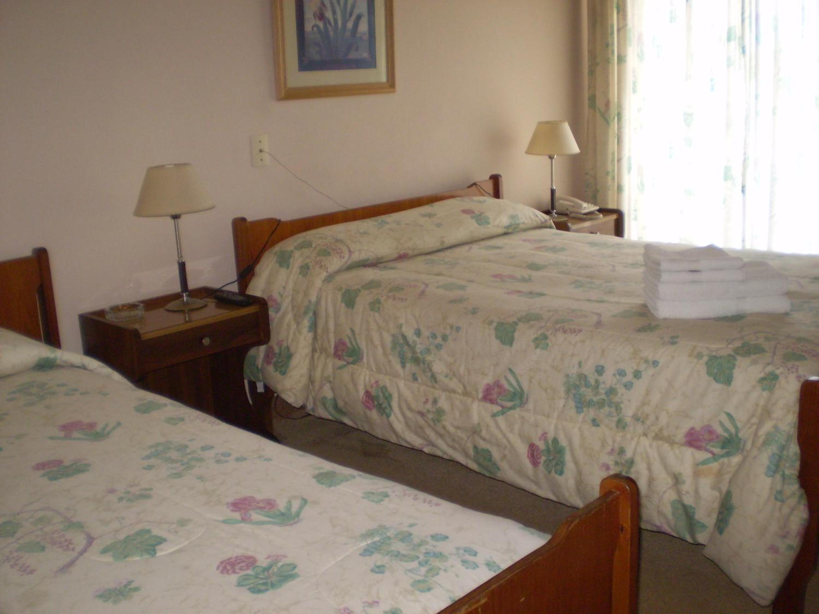 Standard Double Room photo 3