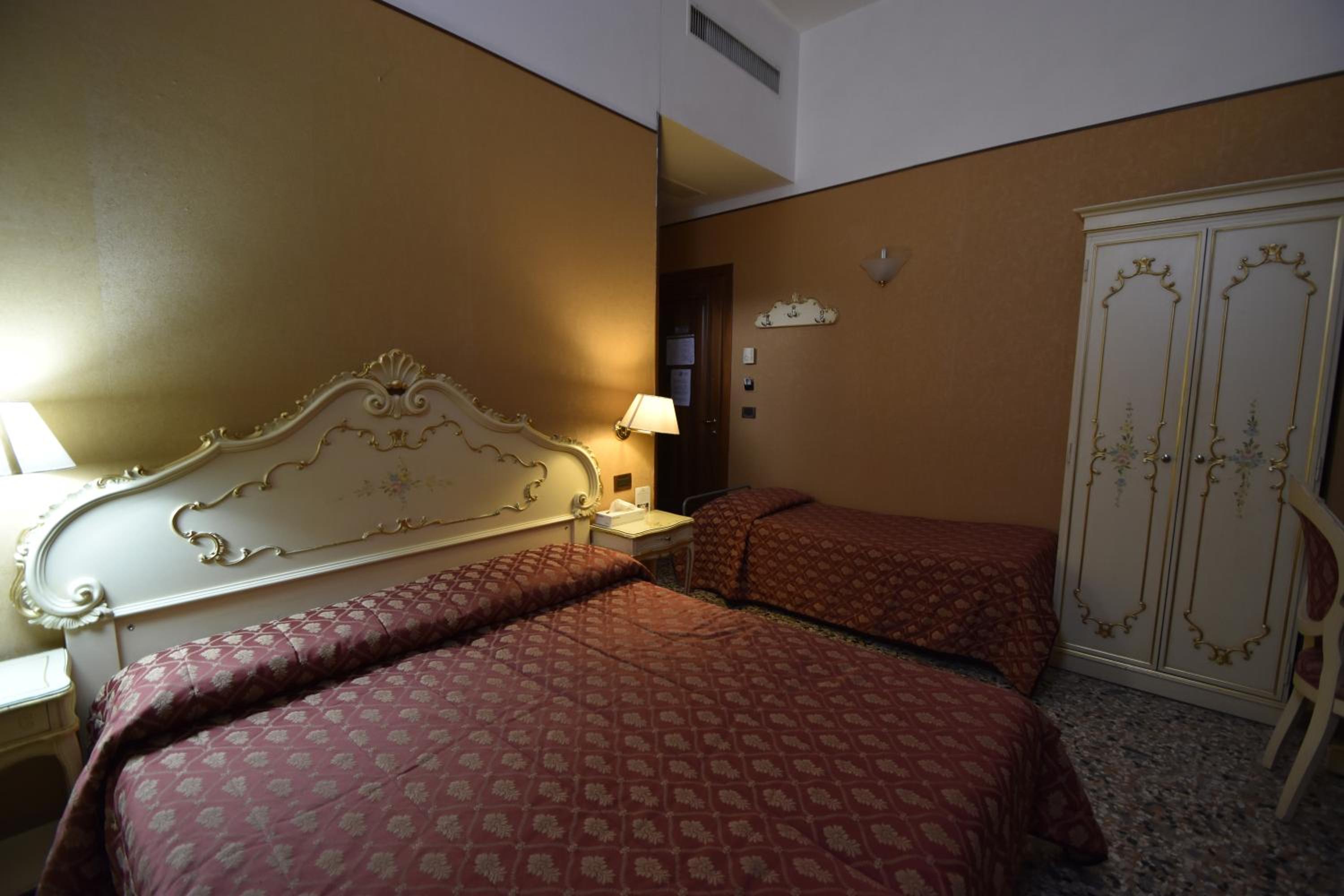 Triple Room photo 3