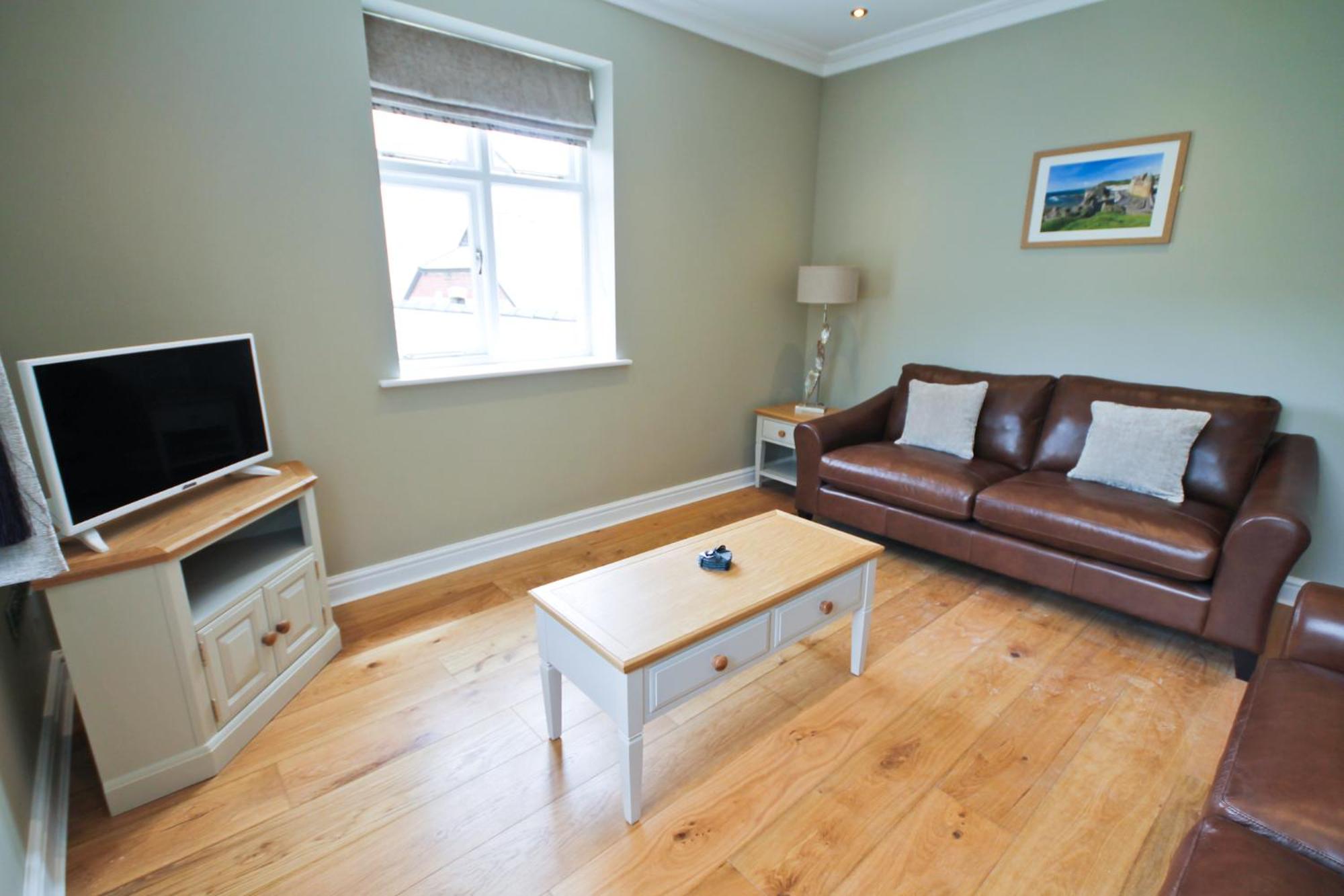 Three-Bedroom Apartment - Photo 22