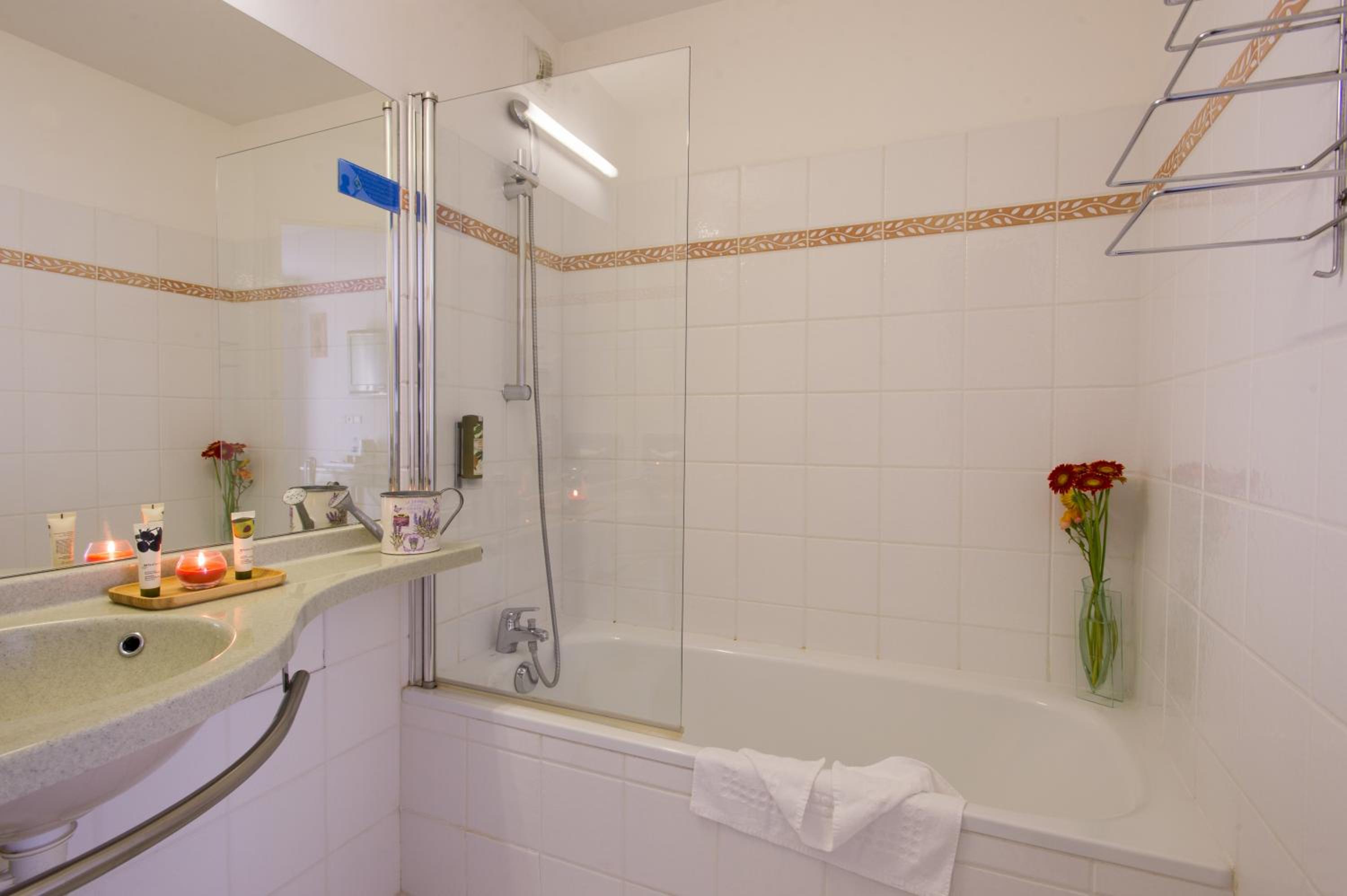 Superior Twin Room - Photo 3