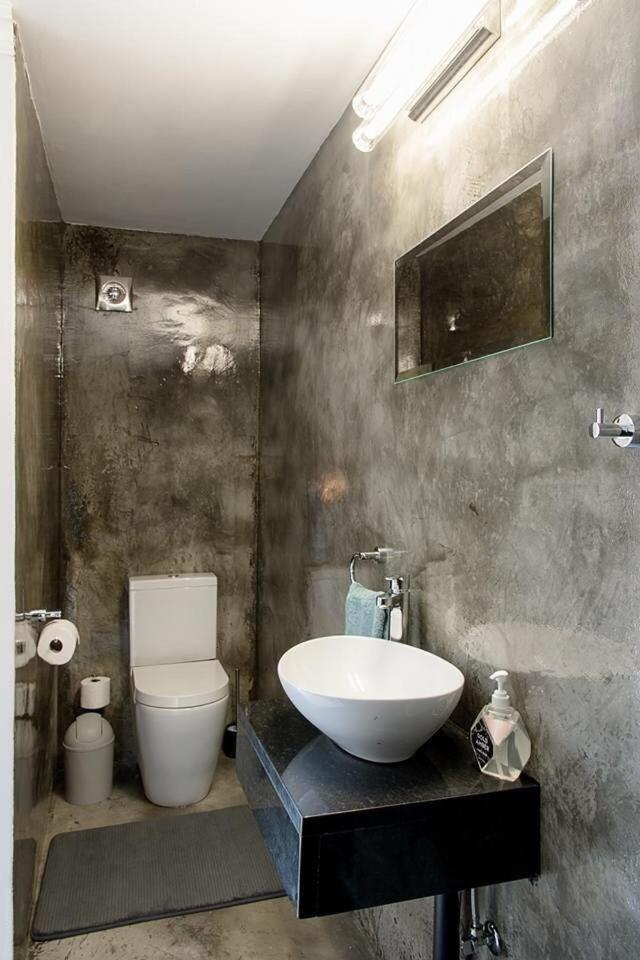 Deluxe Double Room - Photo 23