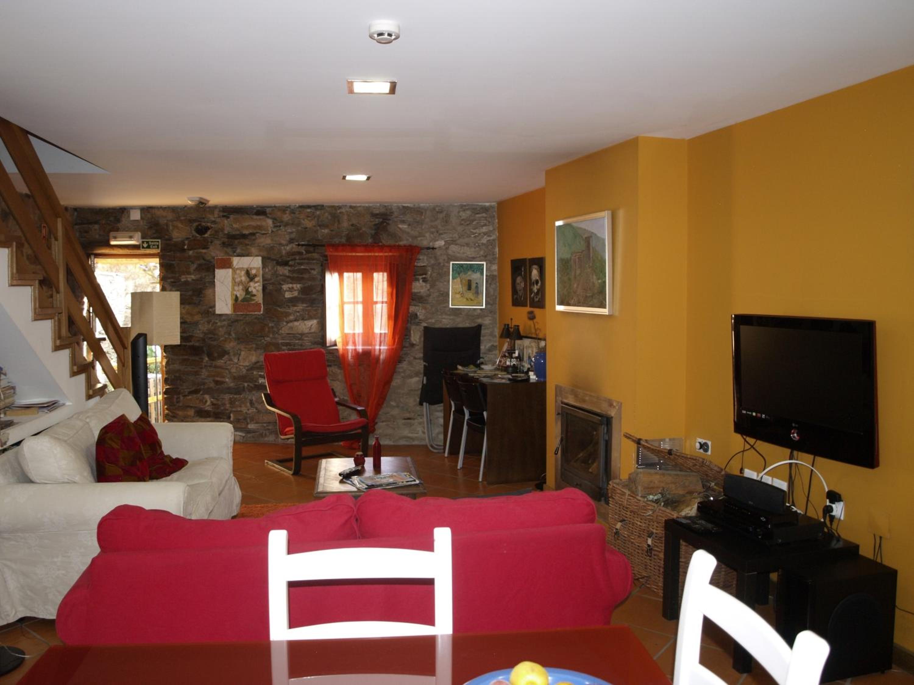 Twin Room - Photo 5