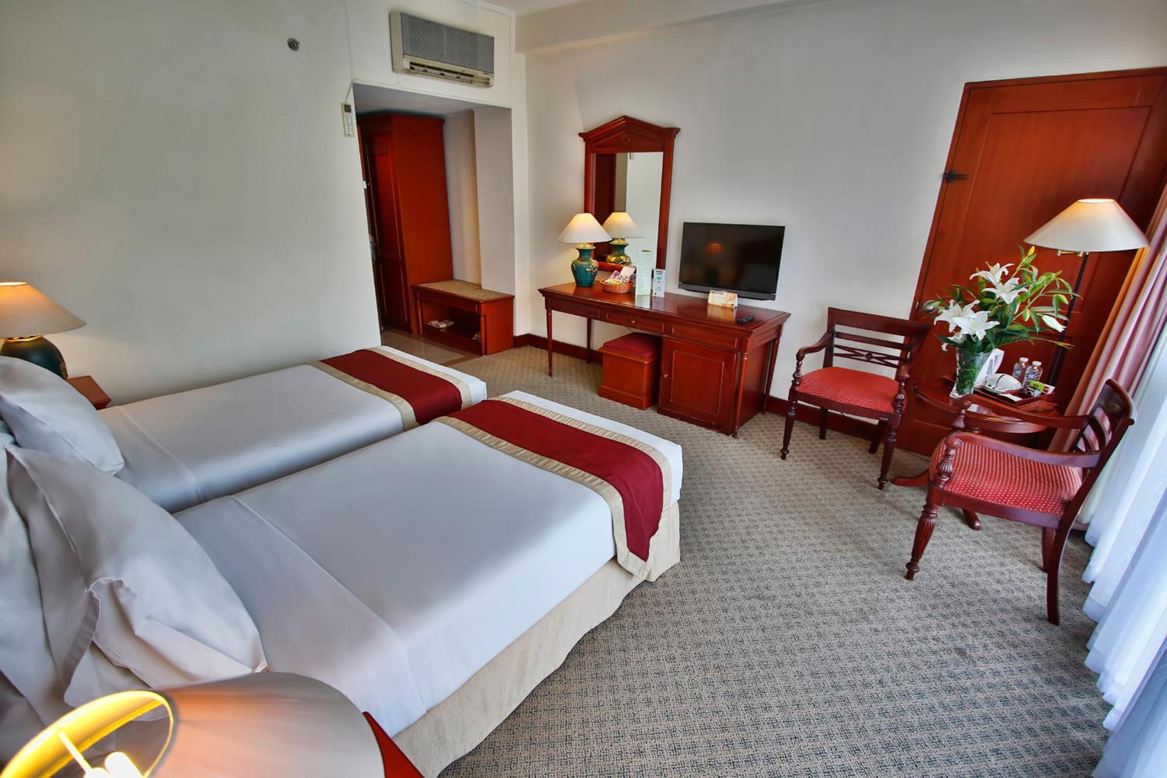 Executive Twin Room - Photo 6
