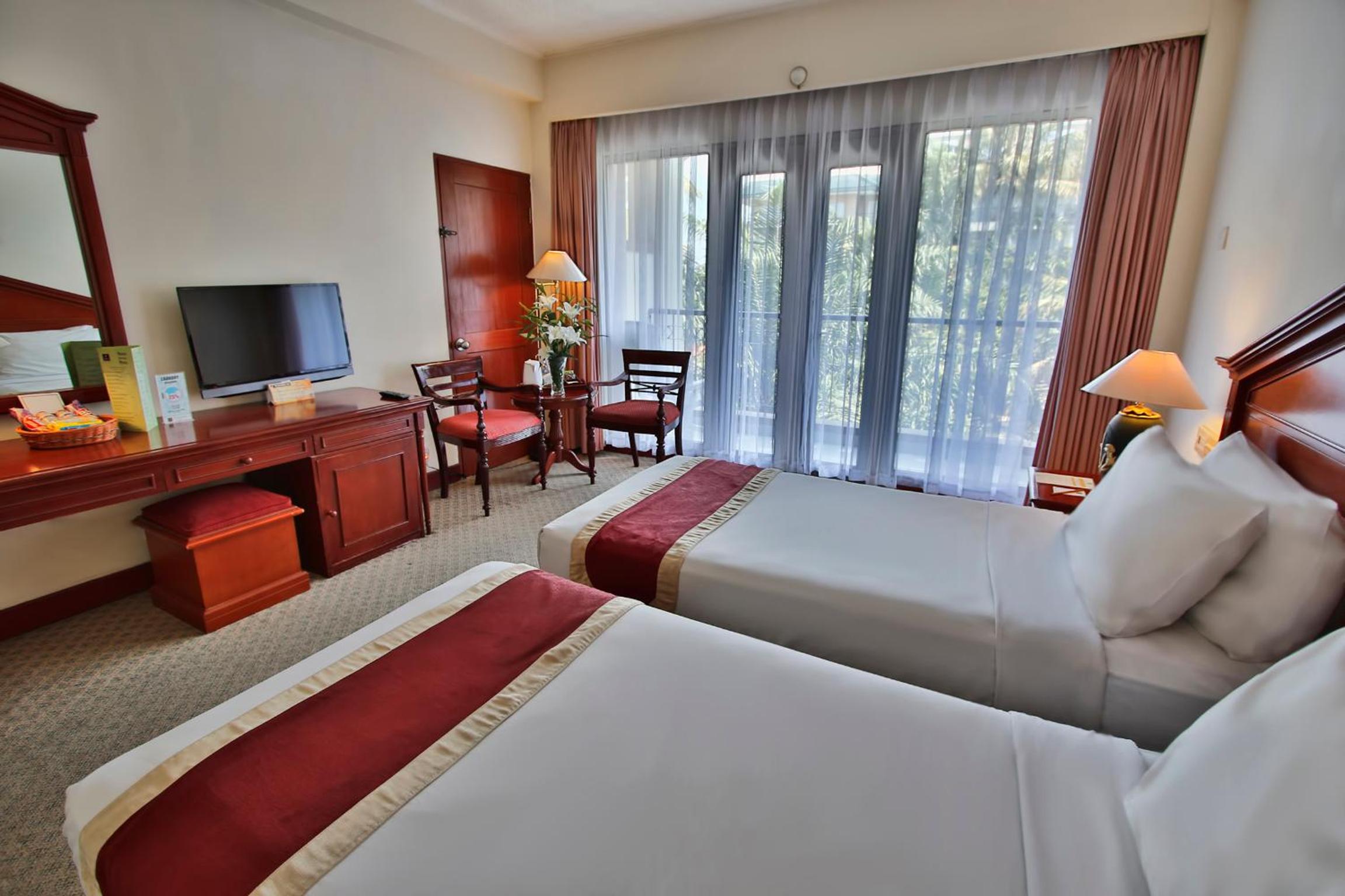Executive Twin Room - Photo 2