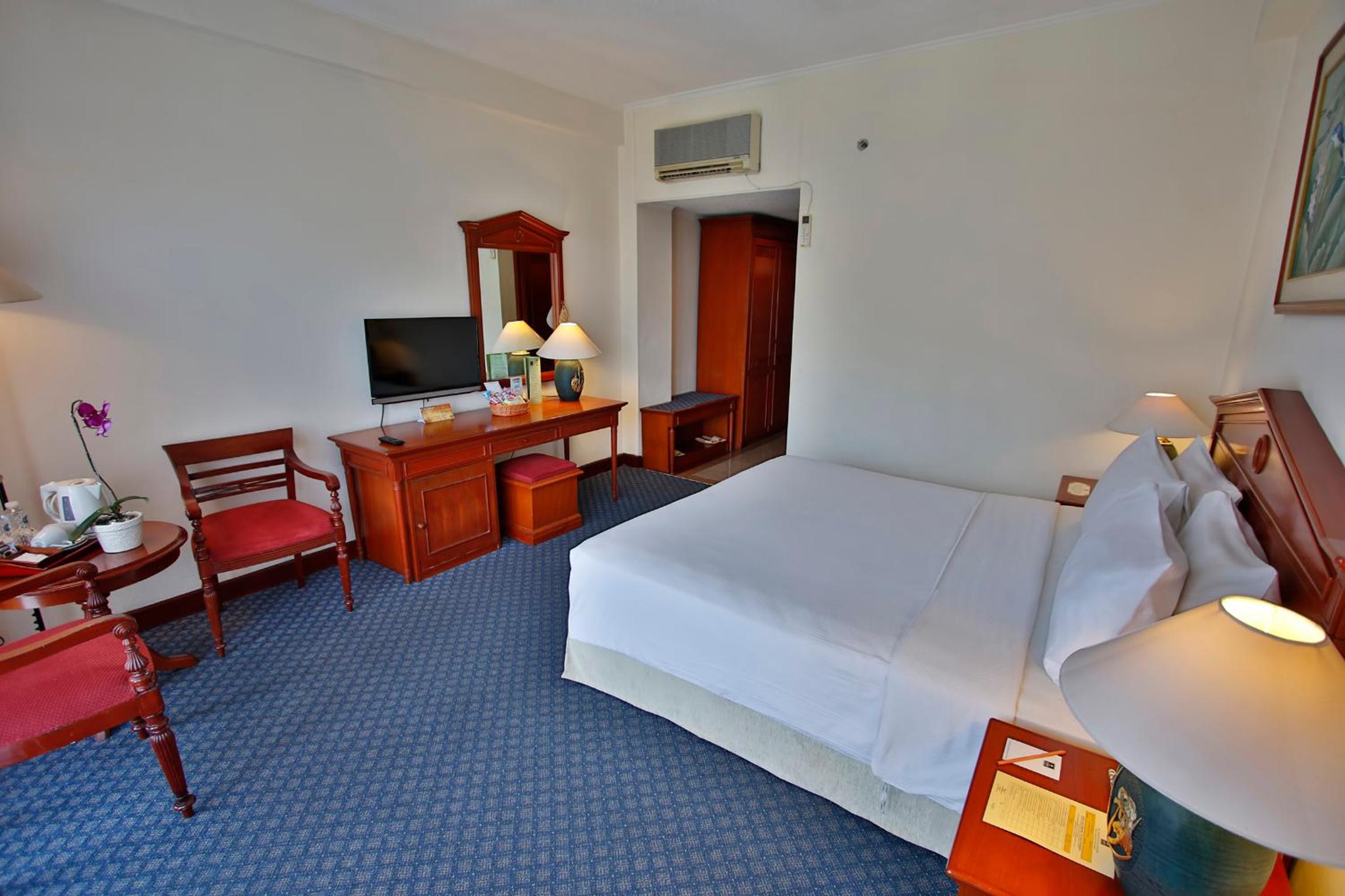 Executive Twin Room - Photo 3