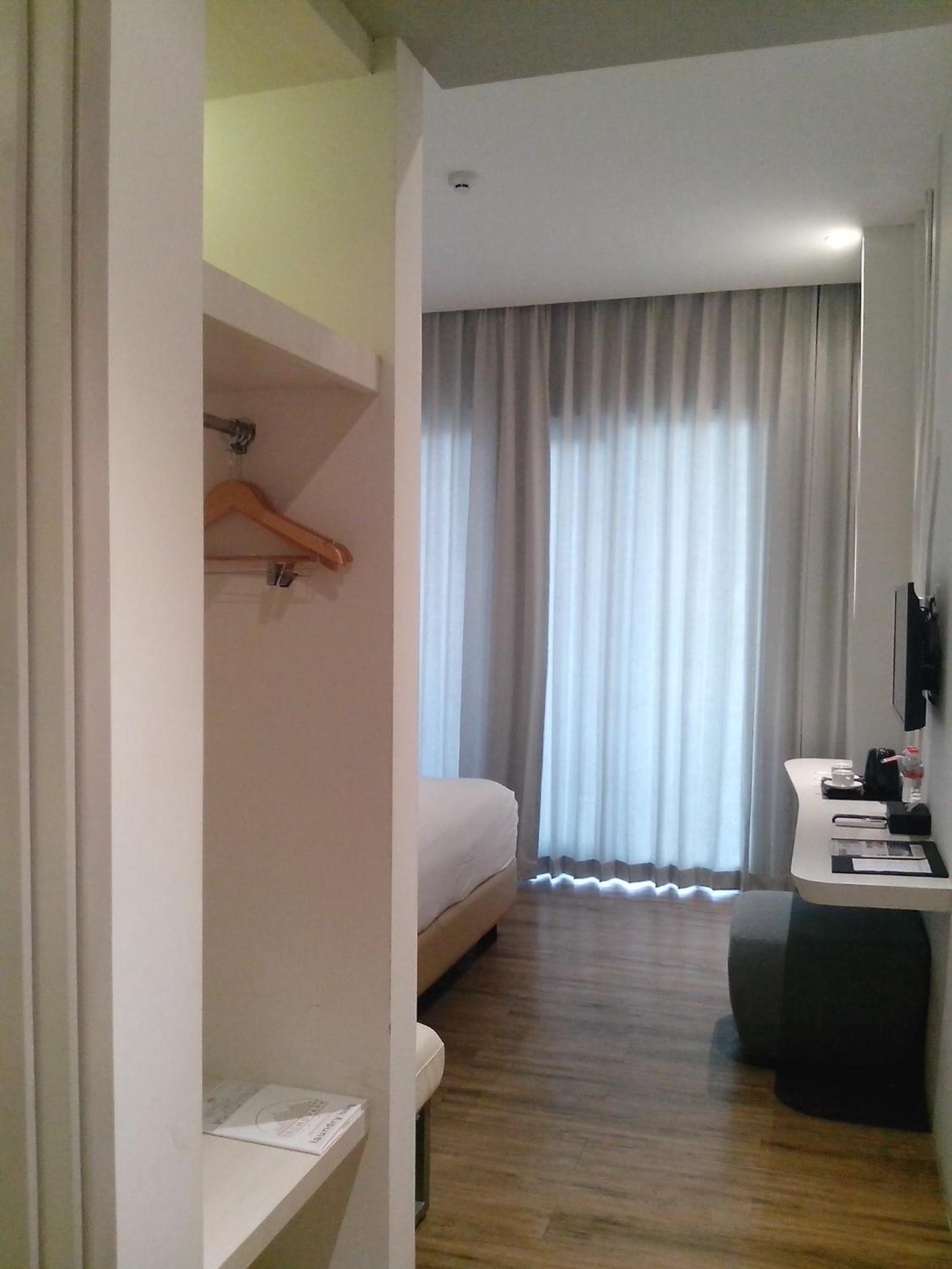 Standard Twin Room with Breakfast - Photo 5