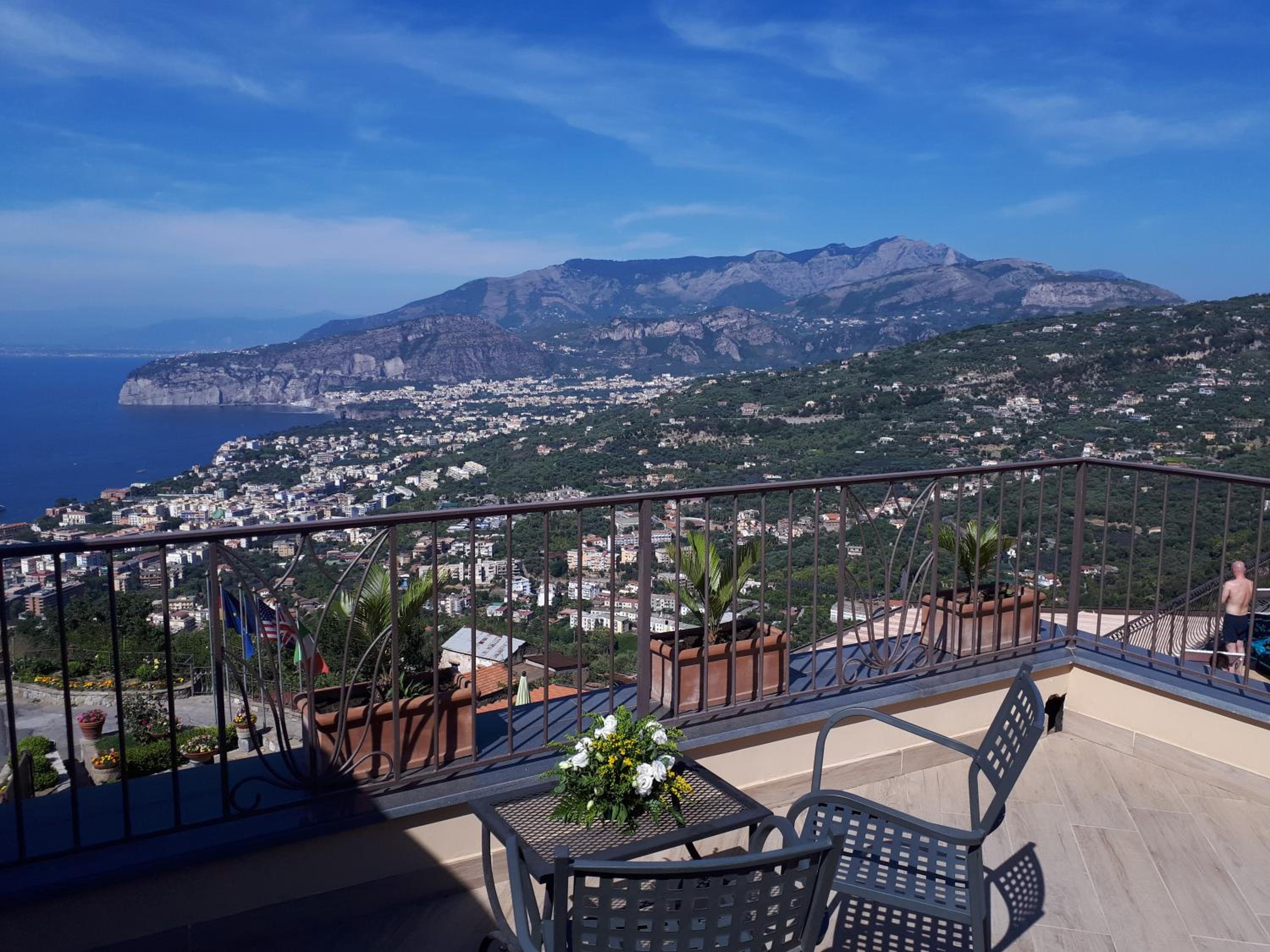 Deluxe Double Room with Terrace and Sea View - Photo 6