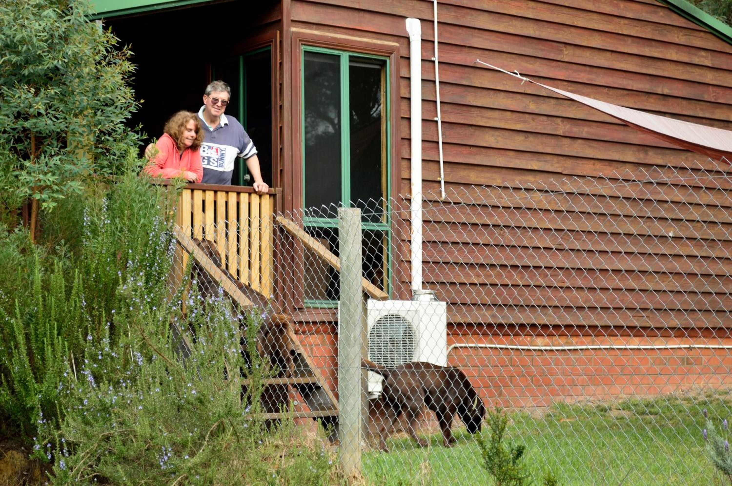 Two-Bedroom Chalet (Pet Friendly) photo 2