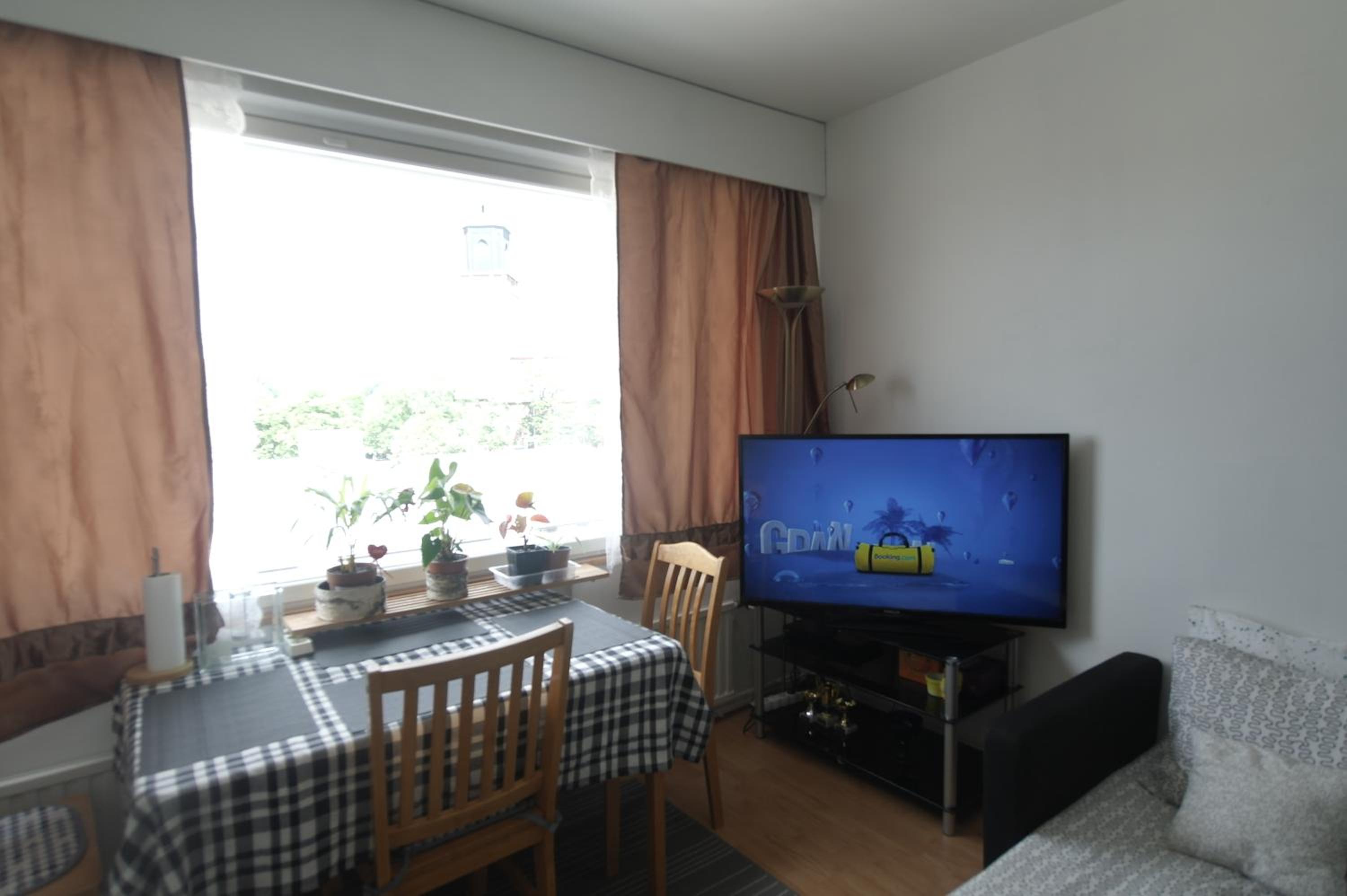 Studio Apartment - Photo 21