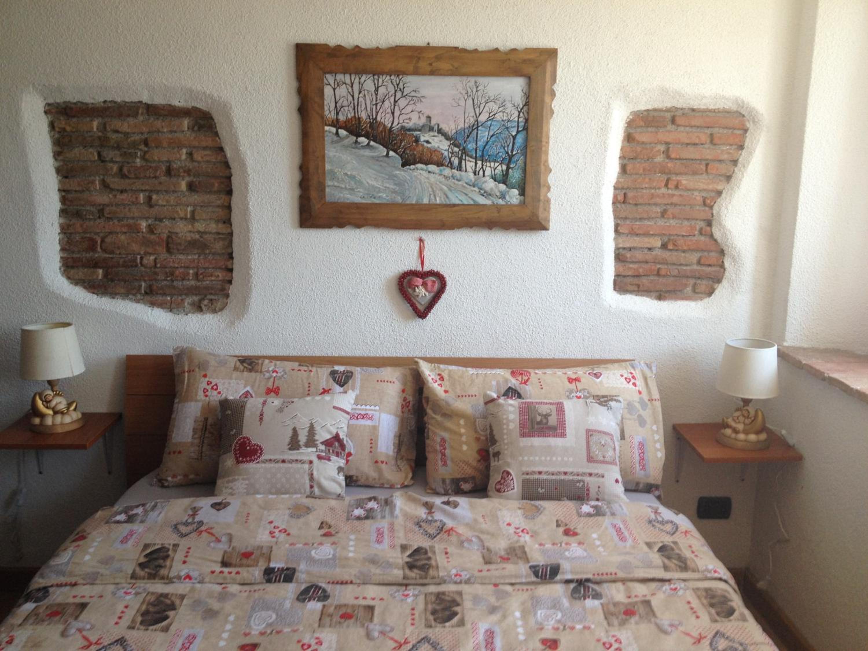 Apartment With Mountain View