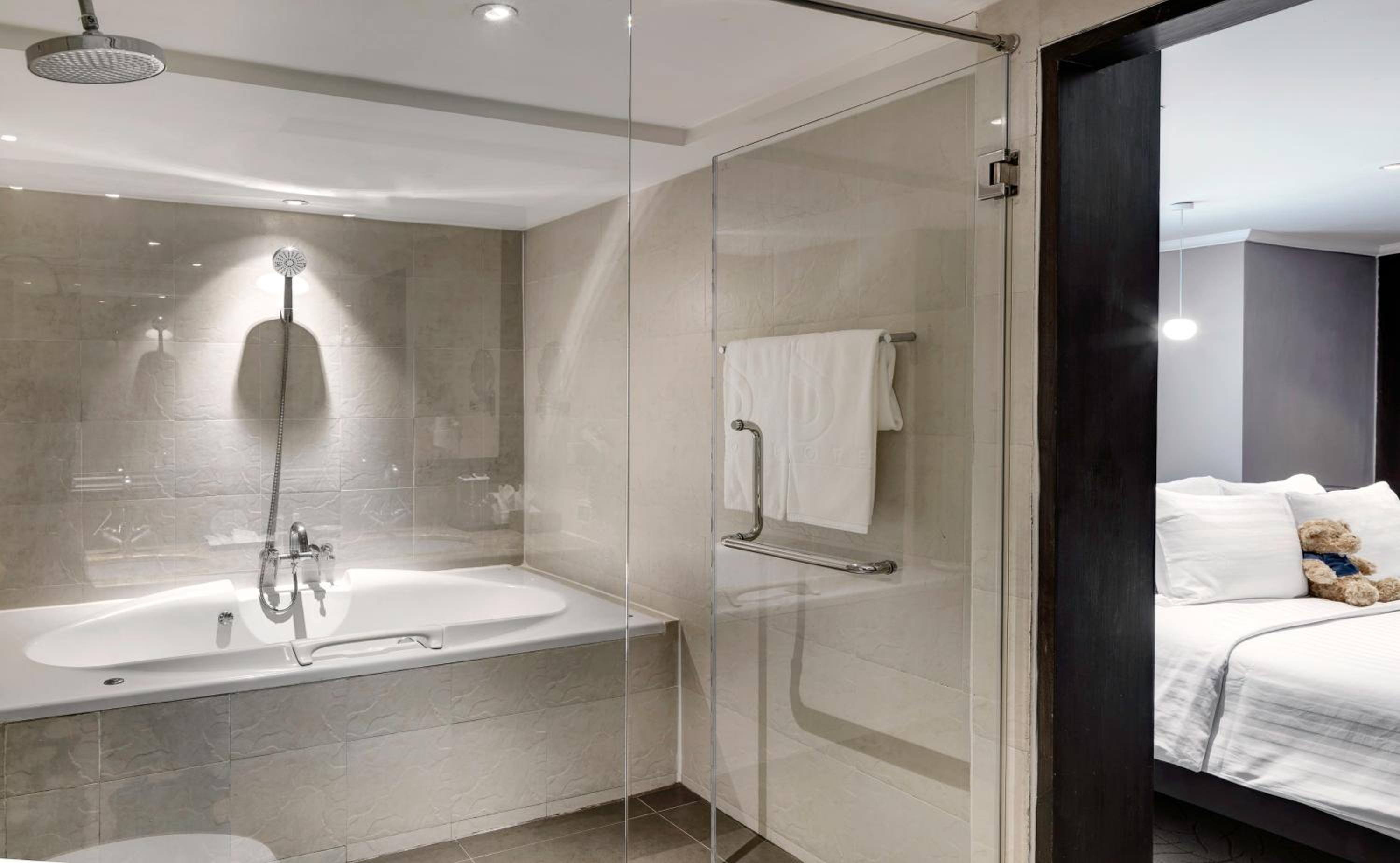 Jacuzzi Suite Single Room photo 2