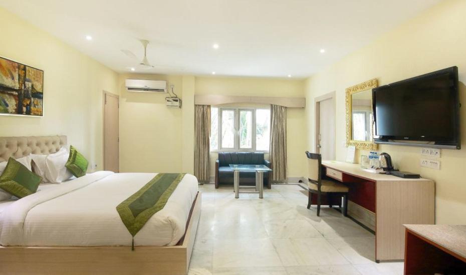 Deluxe Double Room - Photo 12