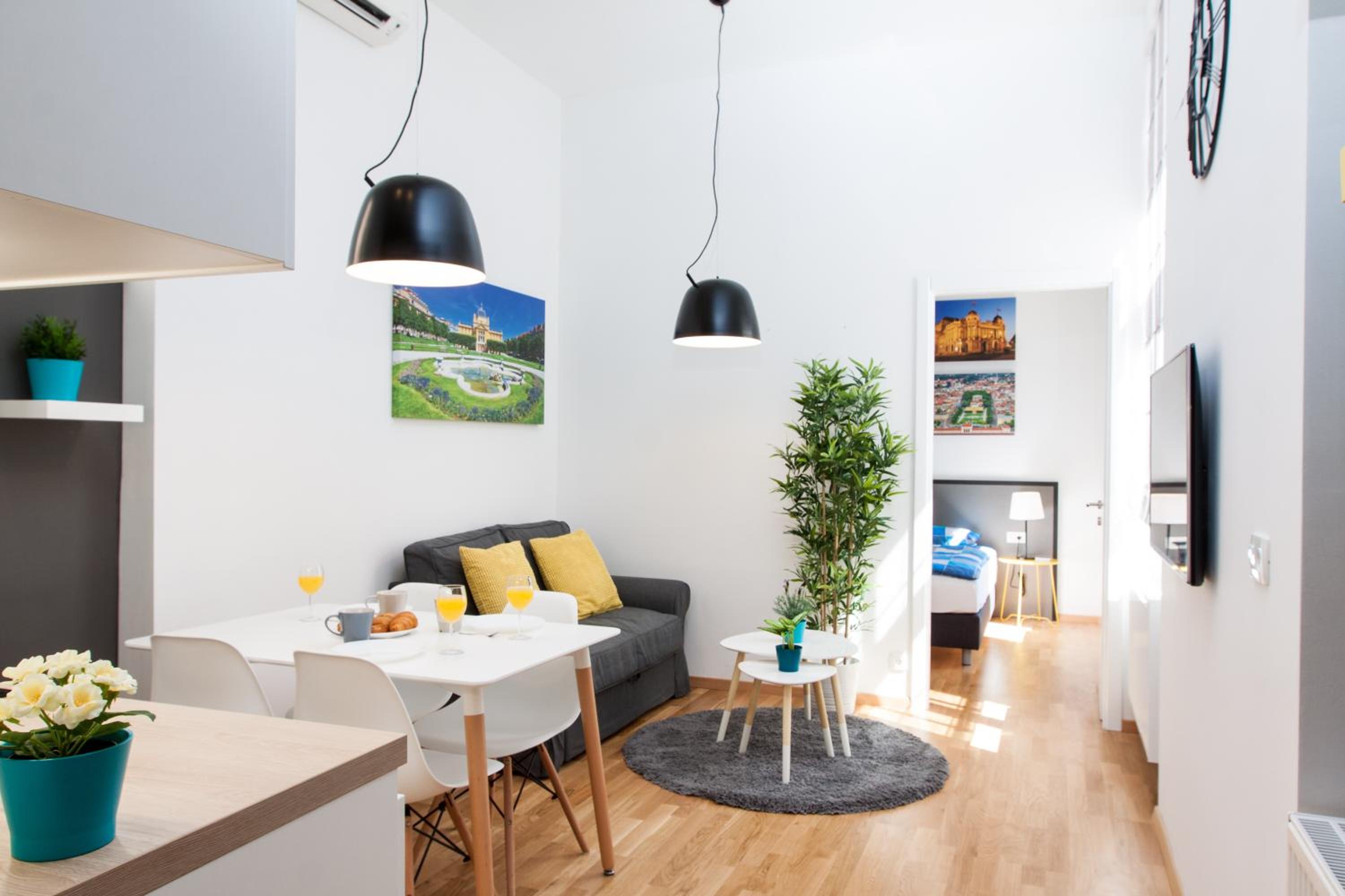 One-Bedroom Apartment