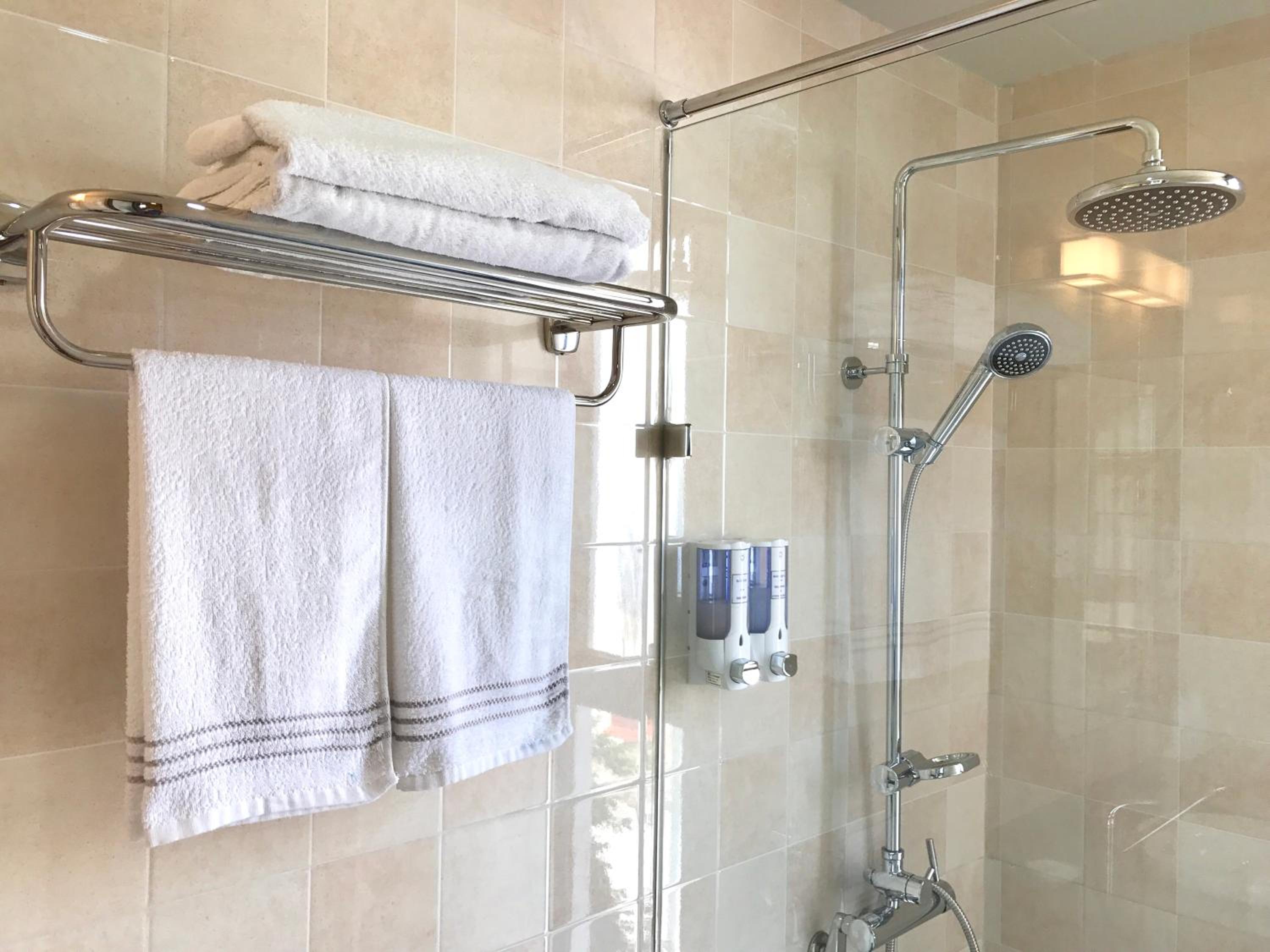 Deluxe Double Room with Balcony photo 3