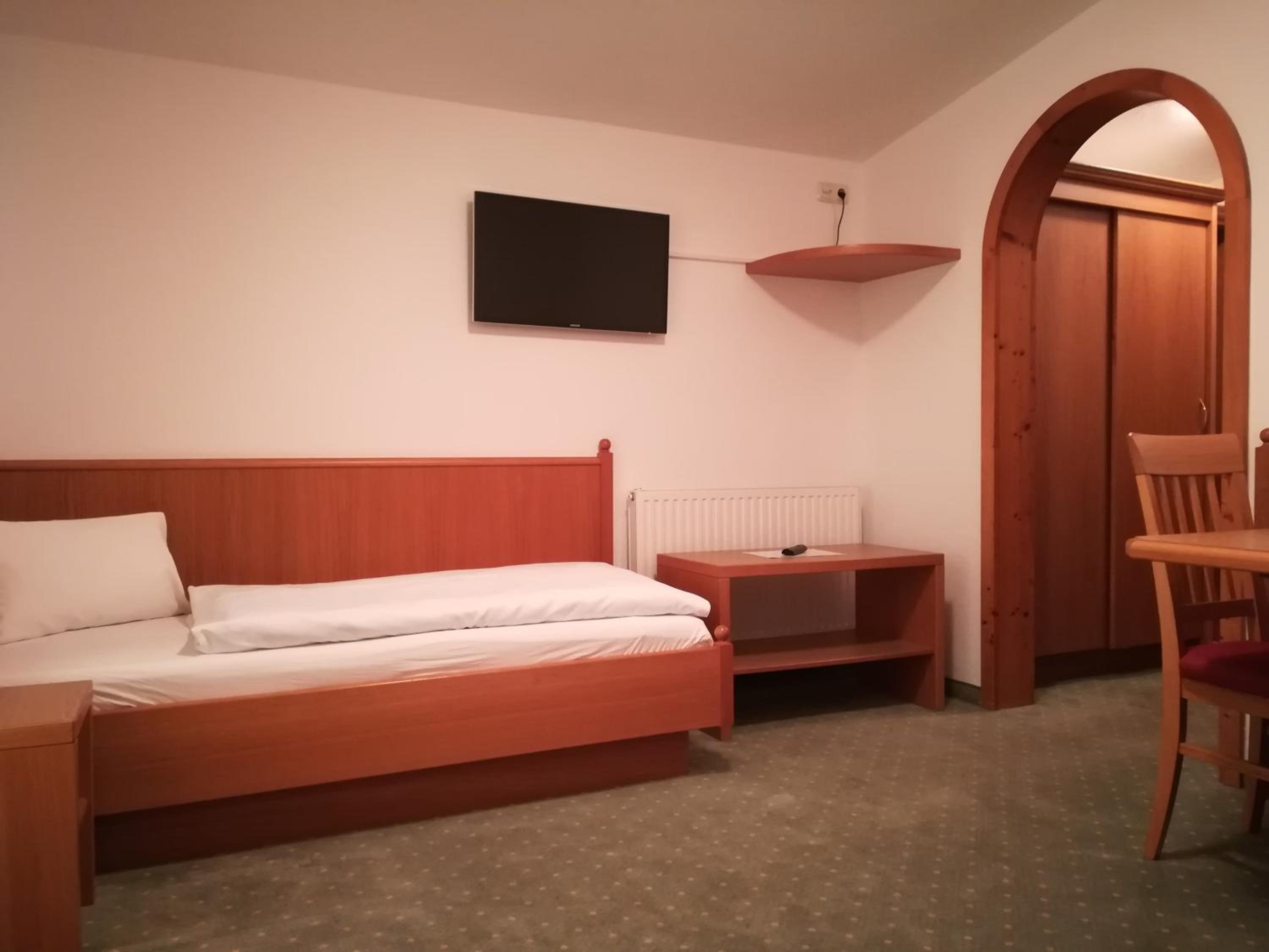 Twin Room with Balcony photo 1