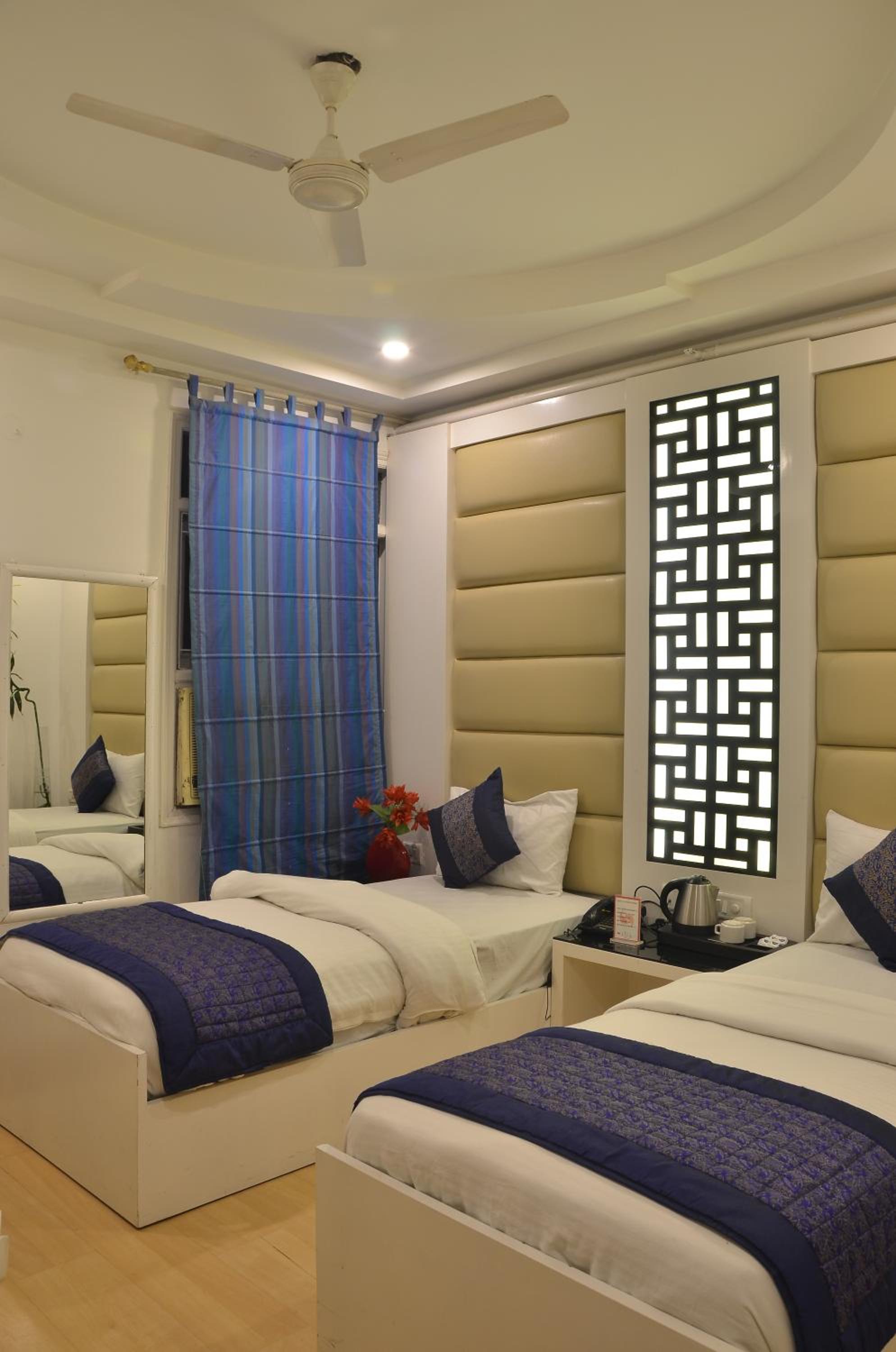 Deluxe Double or Twin Room - Photo 6