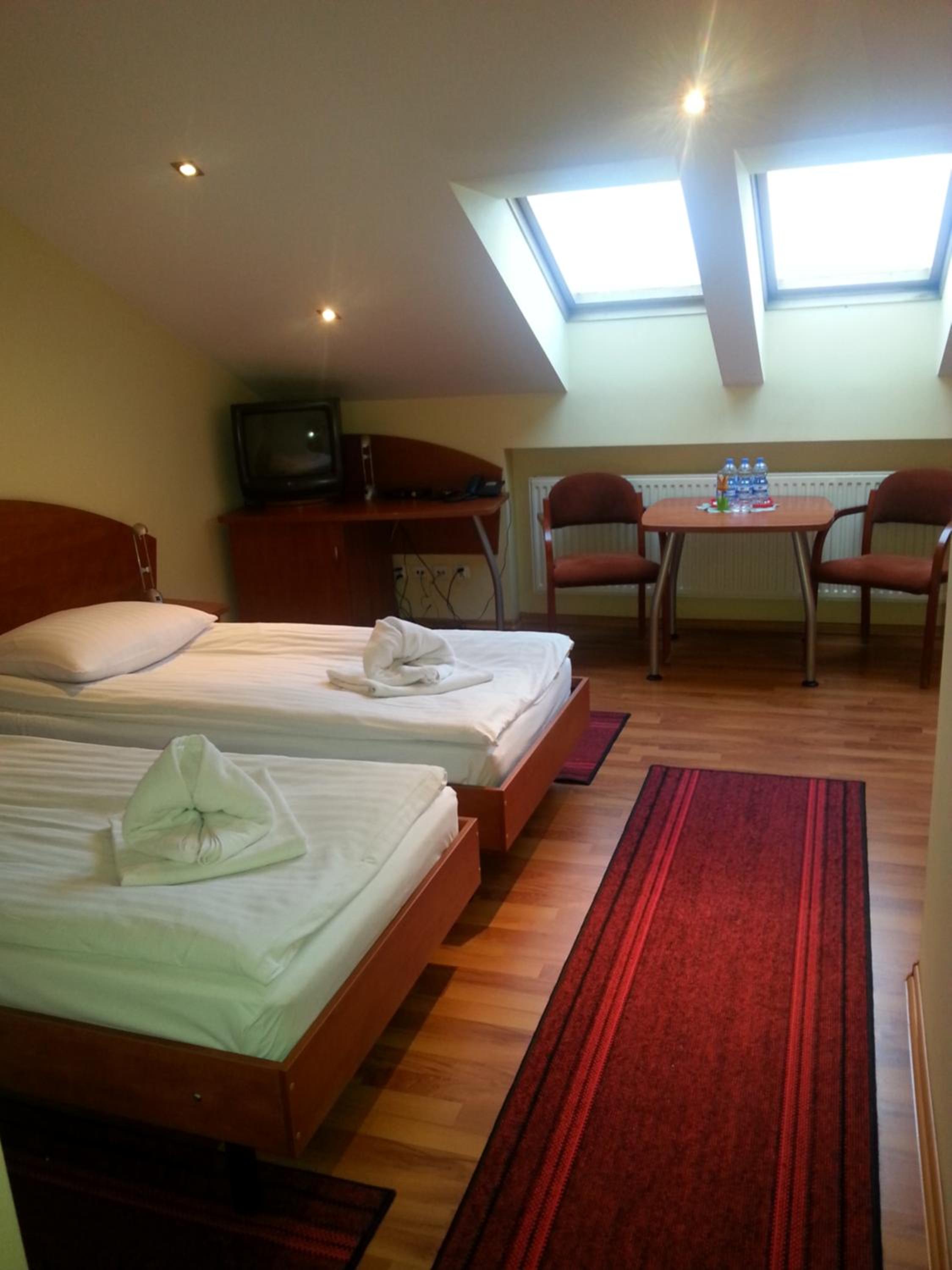 Triple Room - Photo 1