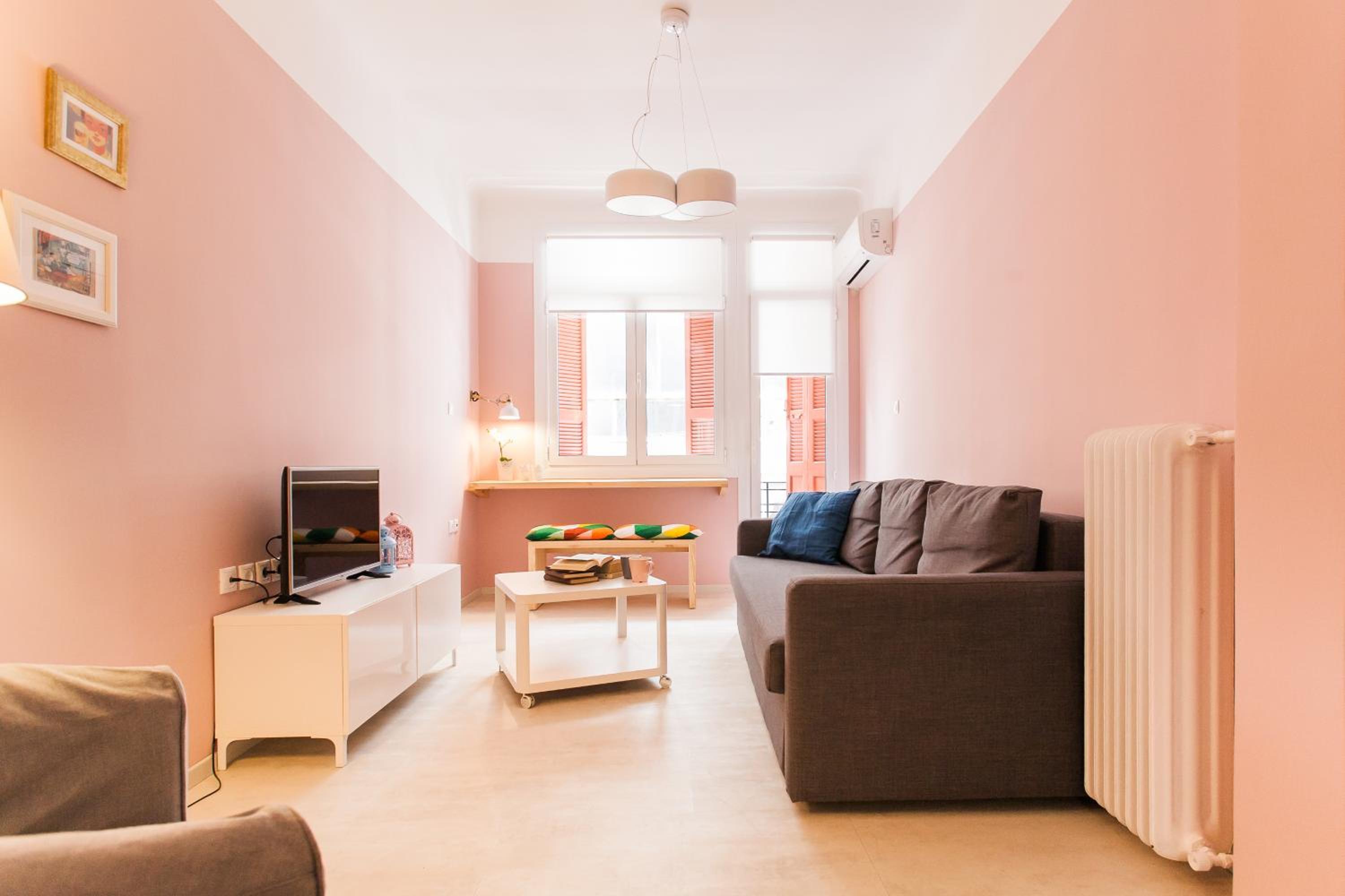 Happy chic Apartment in the heart of Athens  photo 1