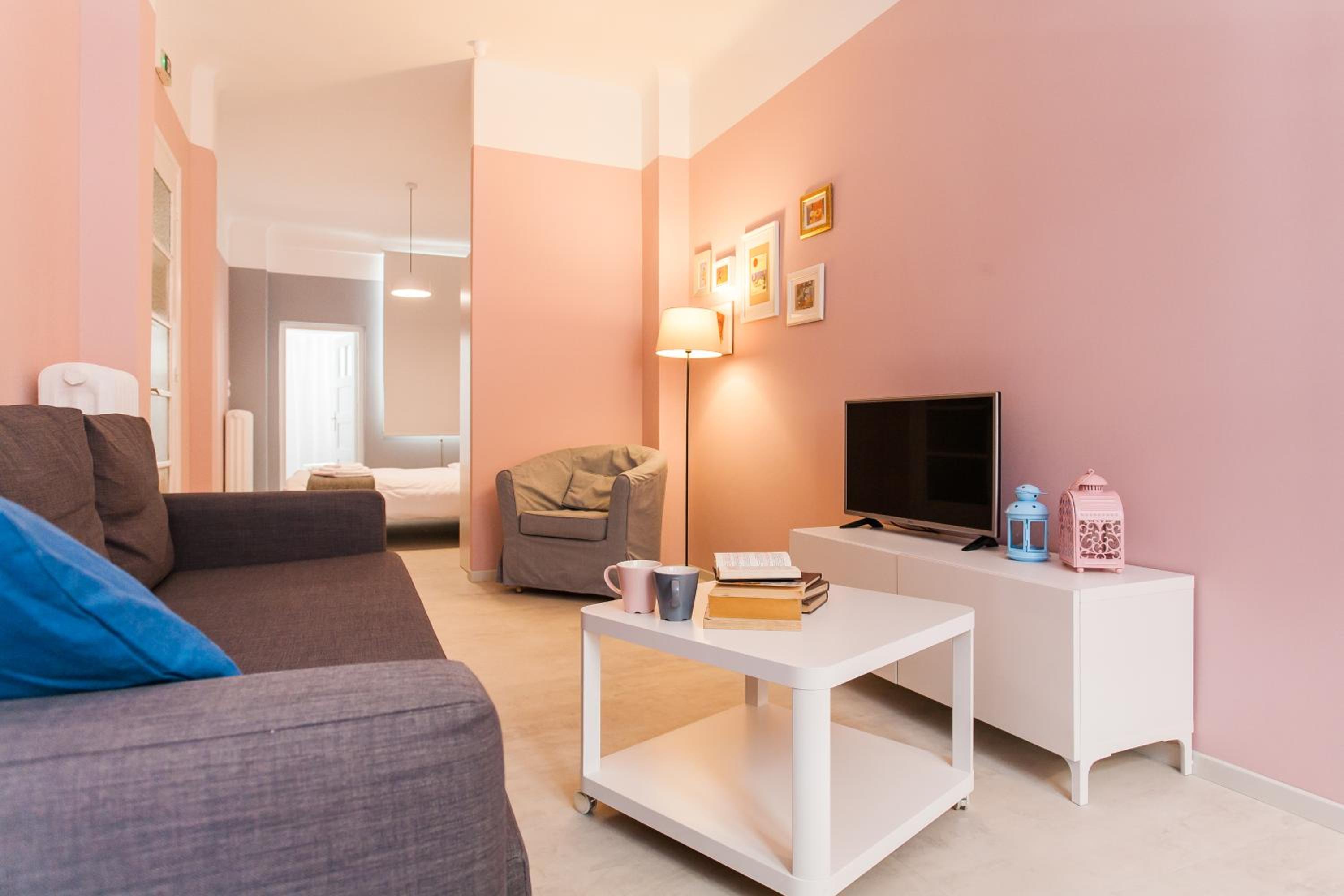 Happy chic Apartment in the heart of Athens  photo 3