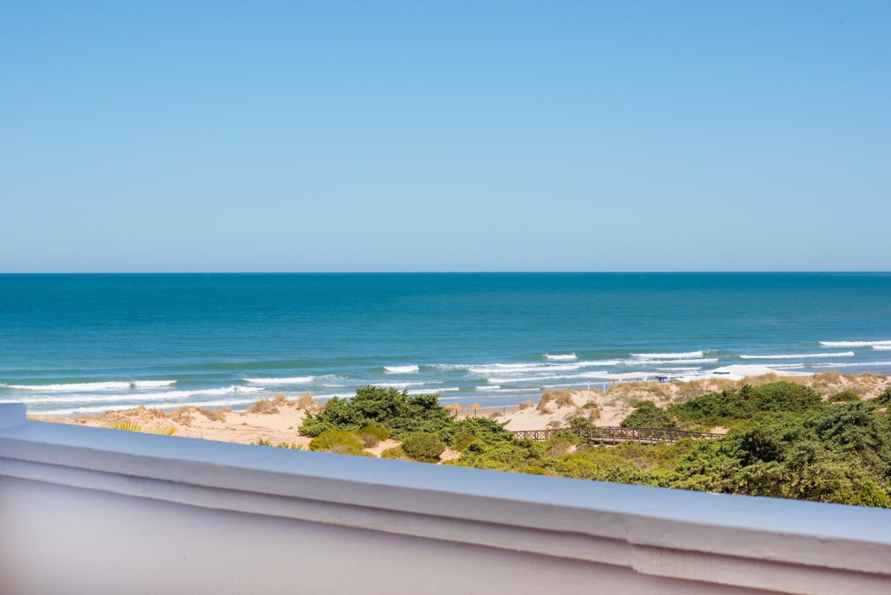 Twin Room with Sea View - Photo 5