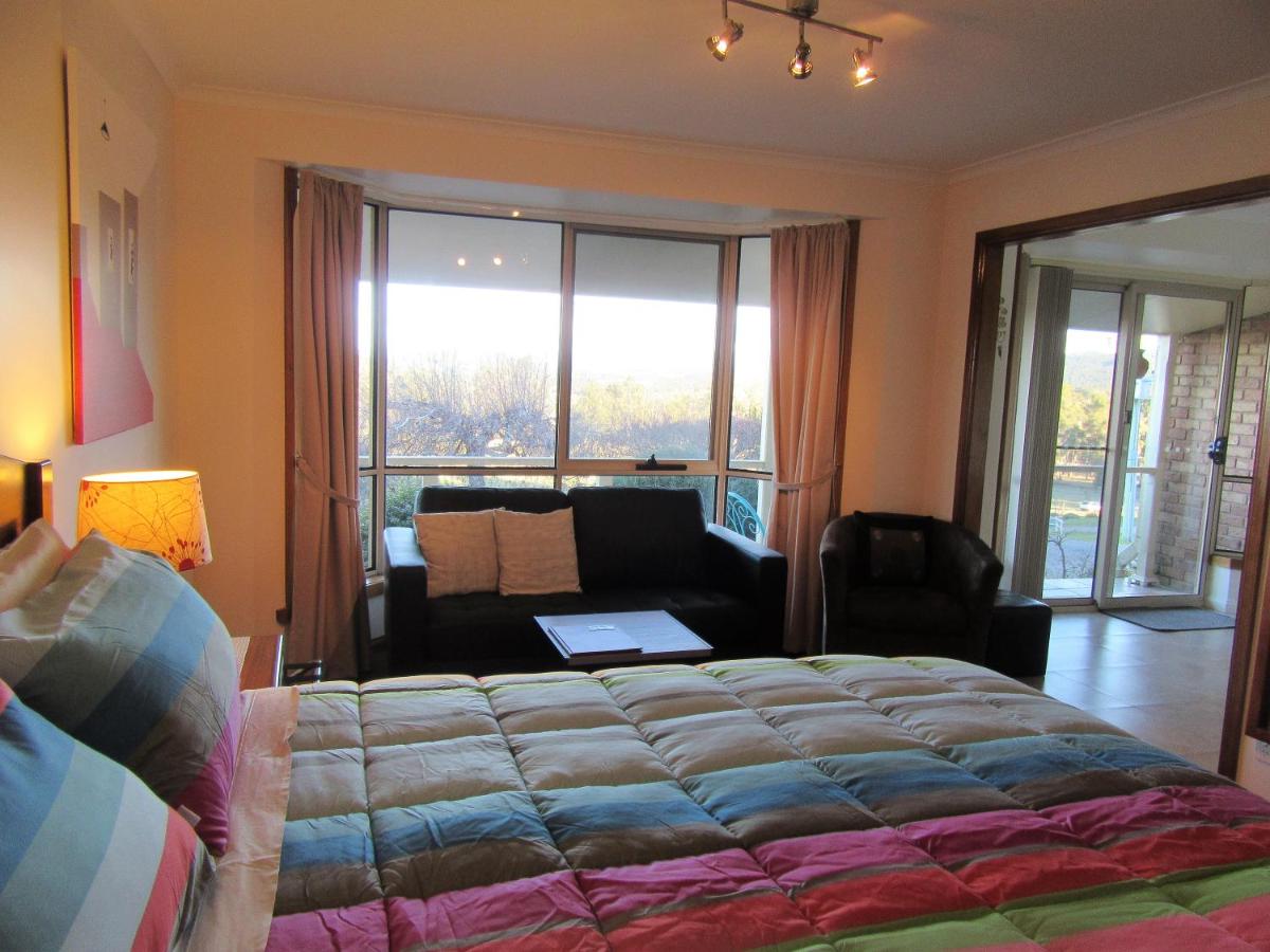 Studio Apartment photo 2